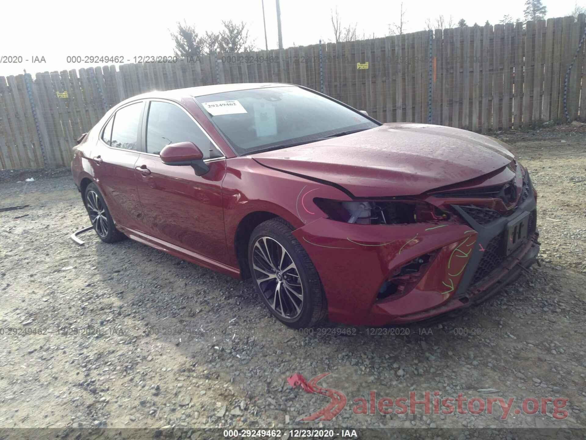 4T1B11HK2JU578849 2018 TOYOTA CAMRY