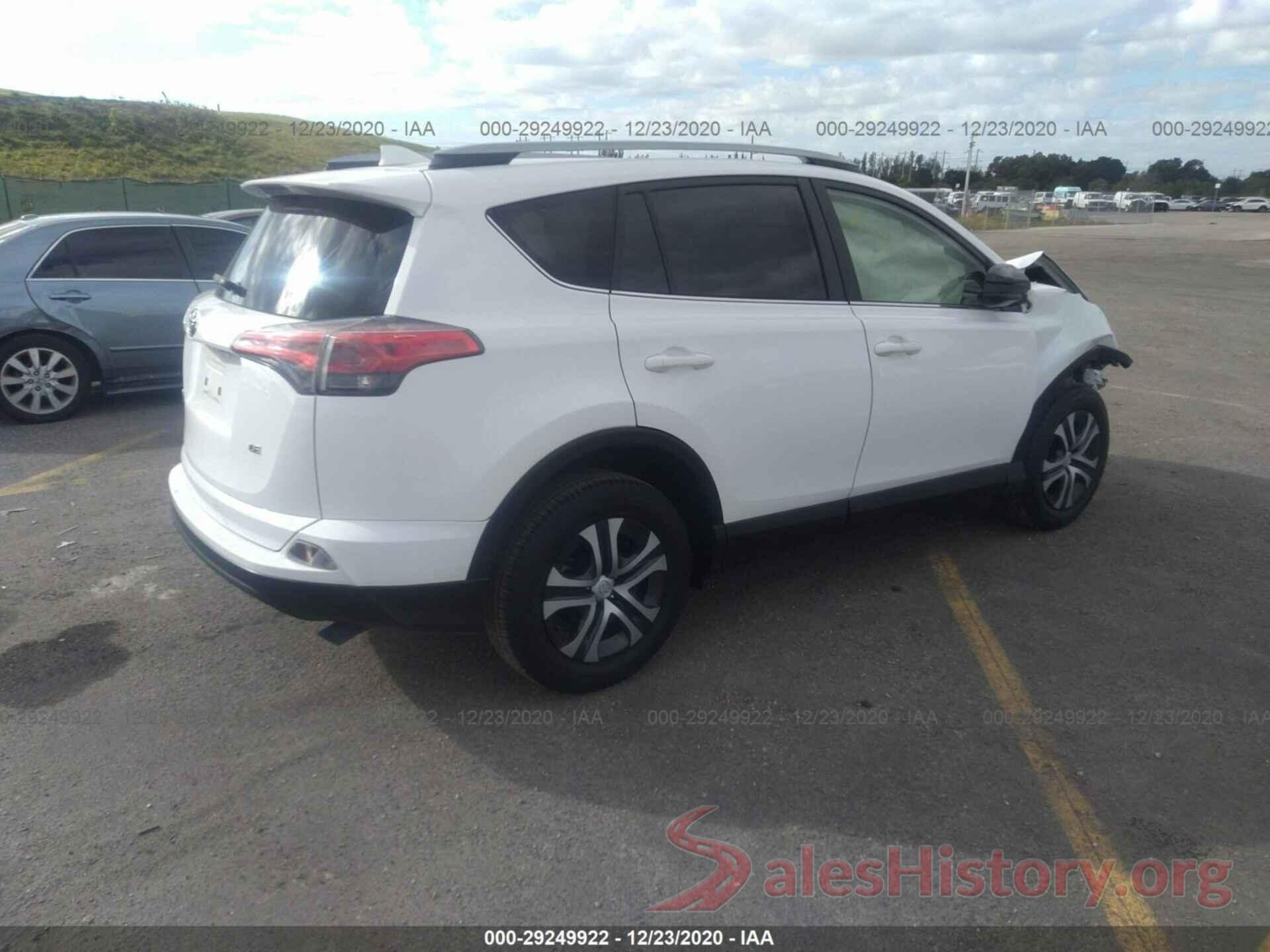 JTMZFREV8HJ704435 2017 TOYOTA RAV4