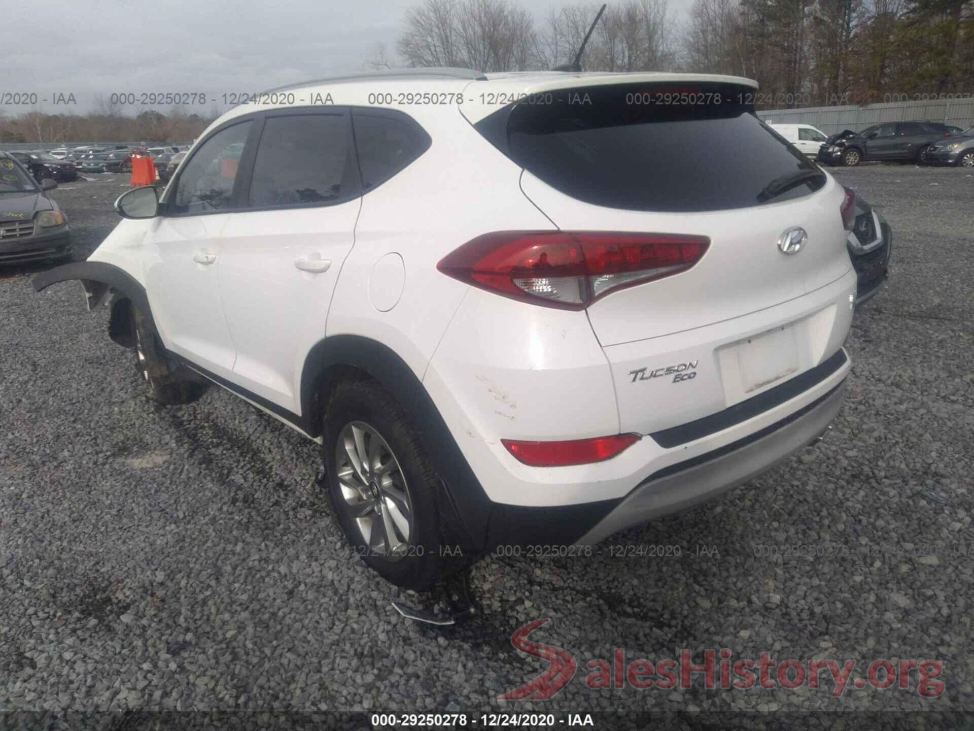 KM8J3CA28HU285558 2017 HYUNDAI TUCSON