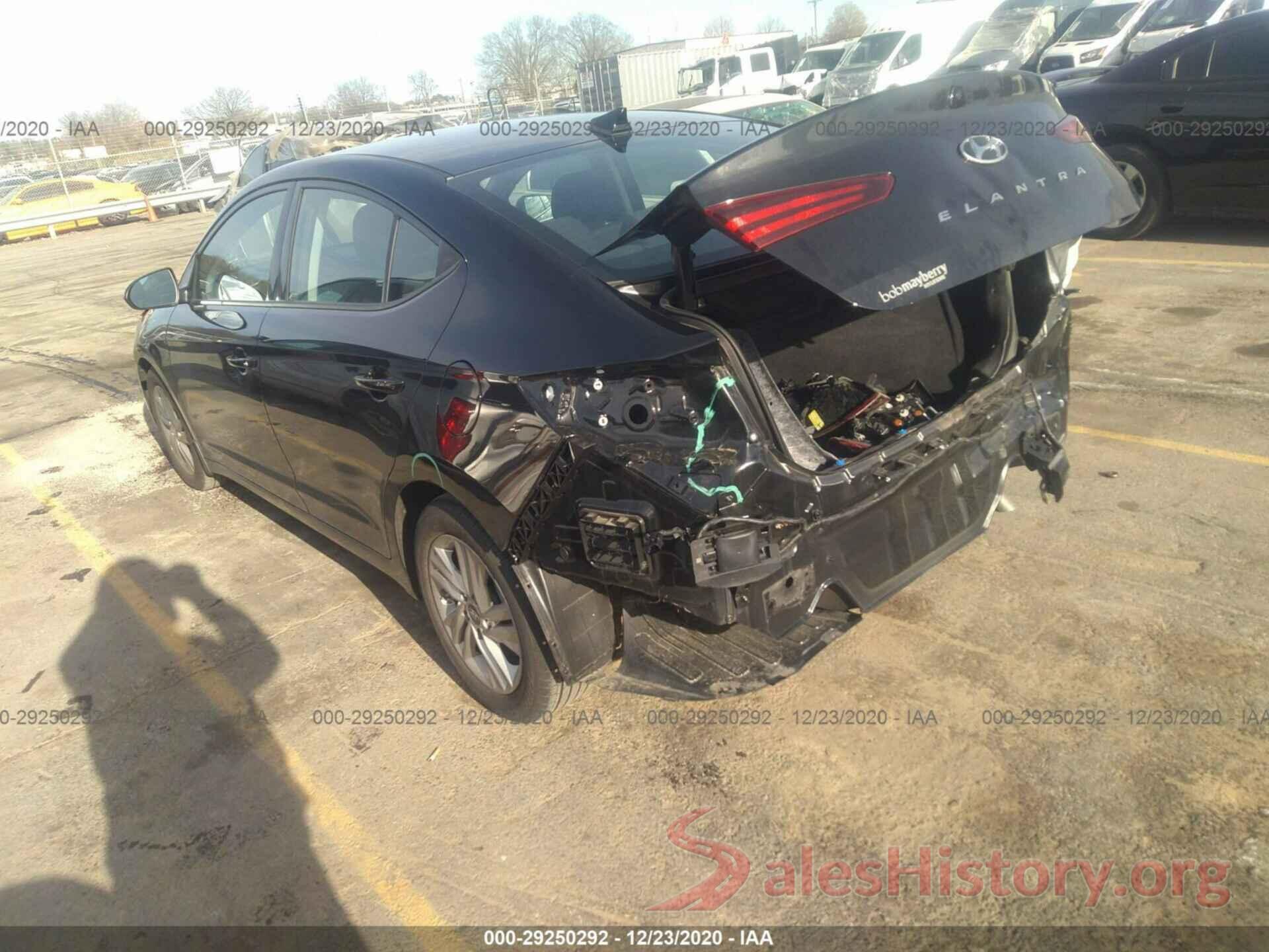 5NPD84LF9LH570877 2020 HYUNDAI ELANTRA