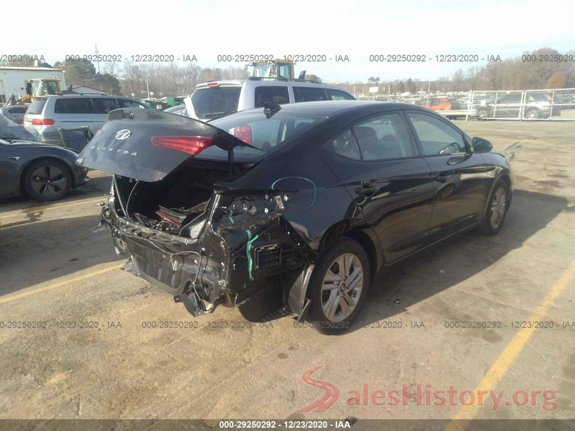 5NPD84LF9LH570877 2020 HYUNDAI ELANTRA