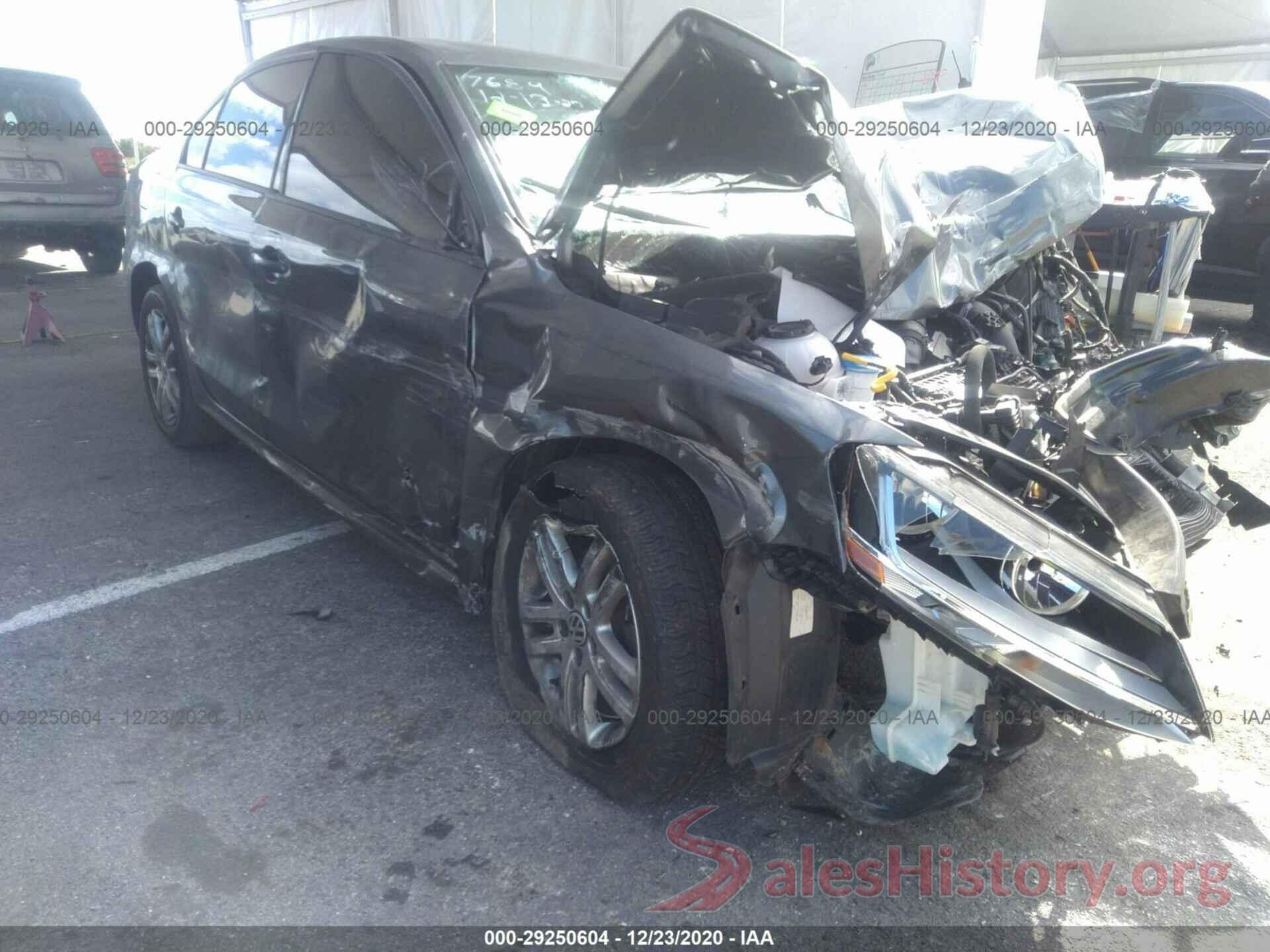 3VW2B7AJ3JM257684 2018 VOLKSWAGEN JETTA