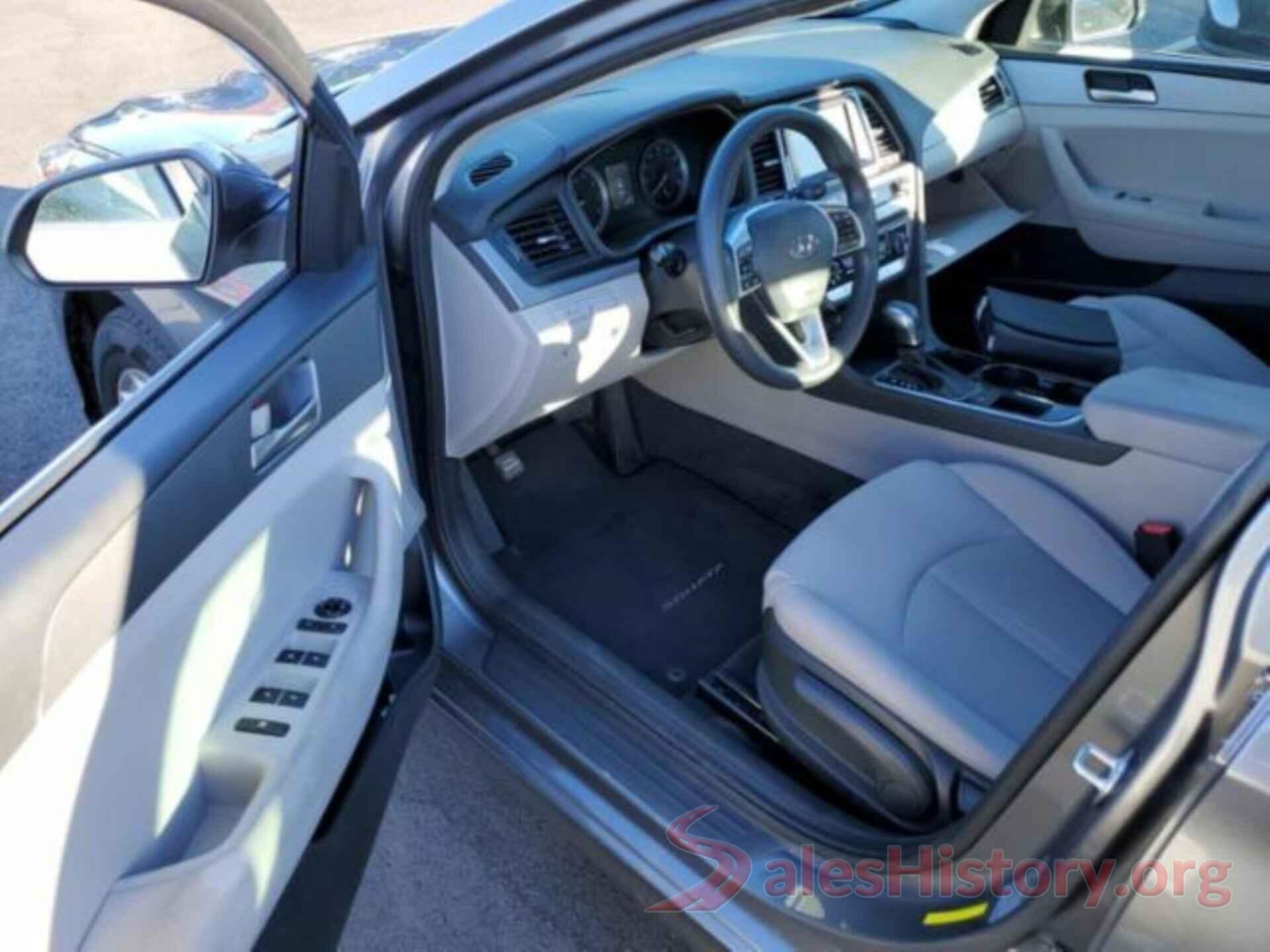 5NPE24AF2JH720141 2018 HYUNDAI SONATA