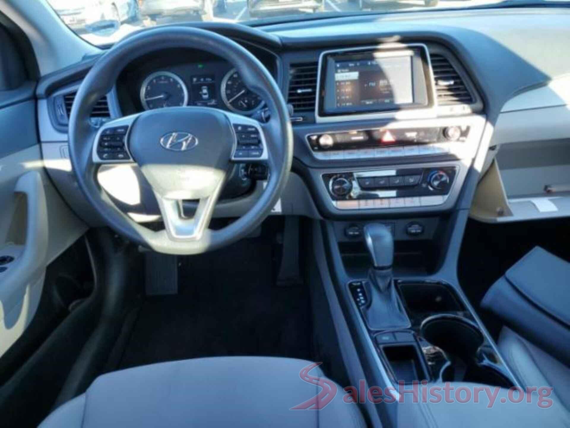 5NPE24AF2JH720141 2018 HYUNDAI SONATA