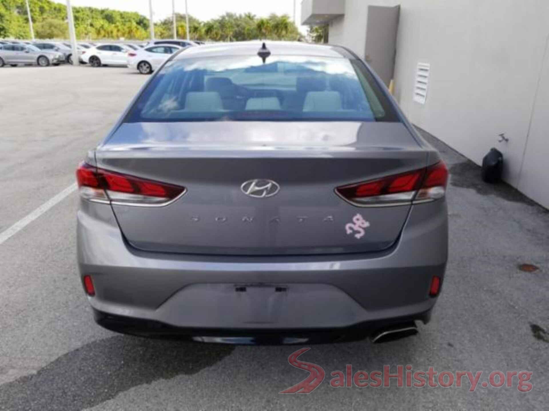 5NPE34AF2JH688742 2018 HYUNDAI SONATA