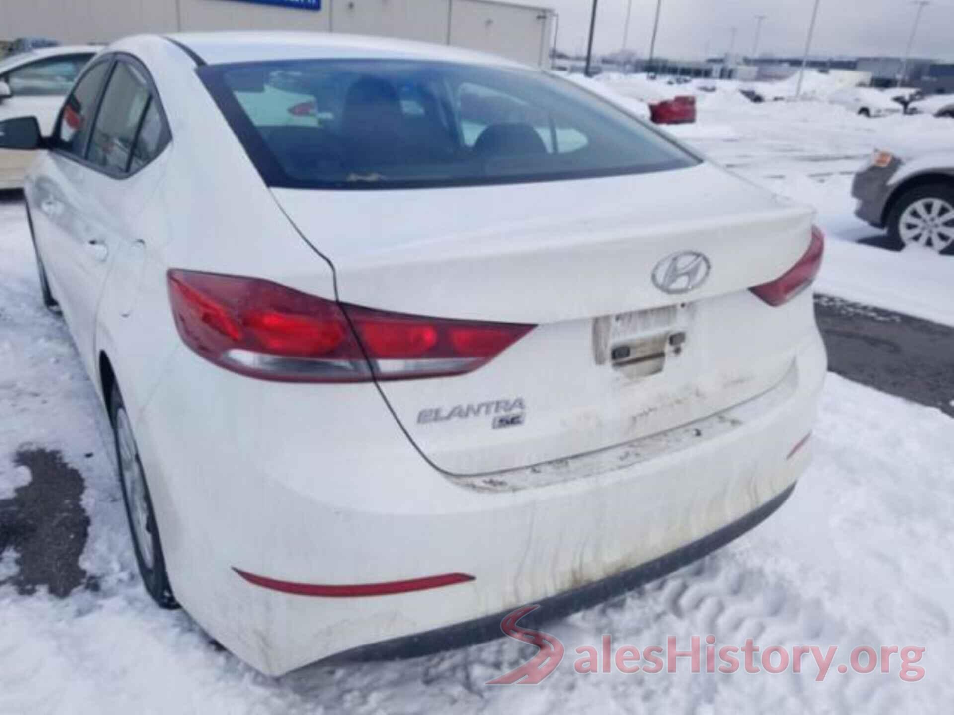 5NPD74LF3JH221780 2018 HYUNDAI ELANTRA