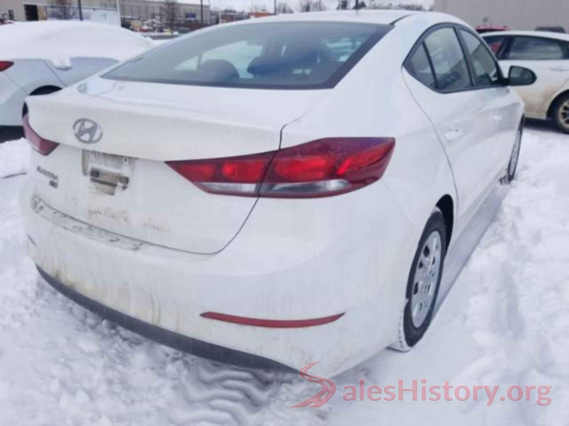 5NPD74LF3JH221780 2018 HYUNDAI ELANTRA