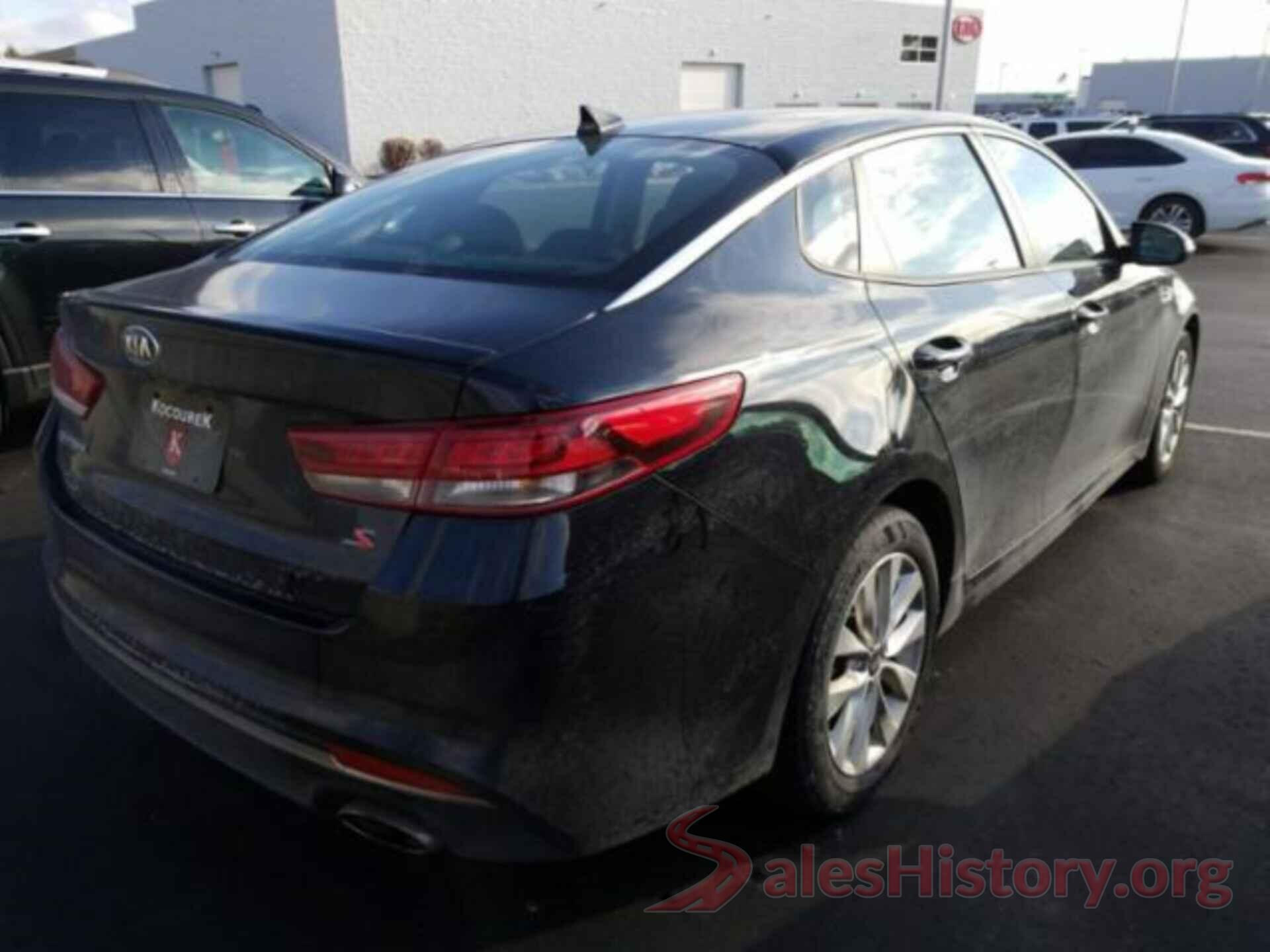 5XXGT4L32JG190192 2018 KIA OPTIMA