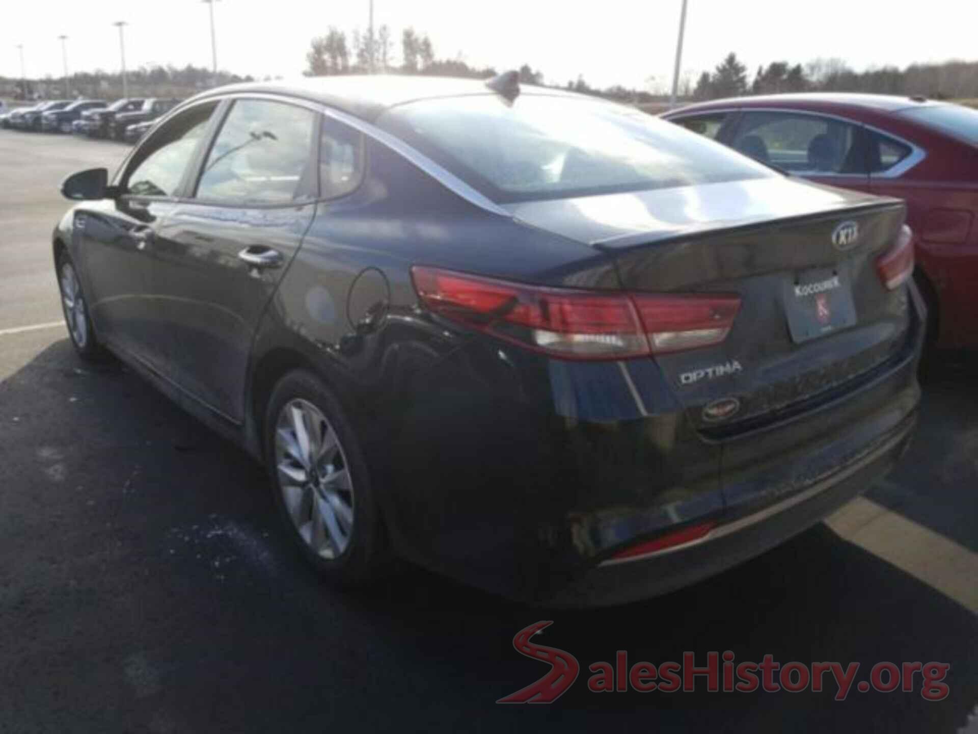 5XXGT4L32JG190192 2018 KIA OPTIMA