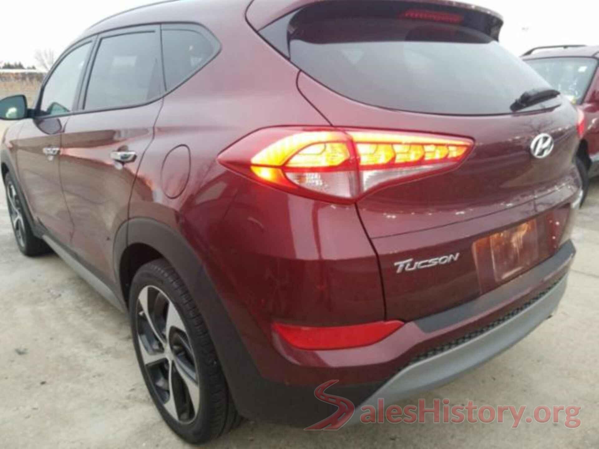 KM8J33A25HU357302 2017 HYUNDAI TUCSON