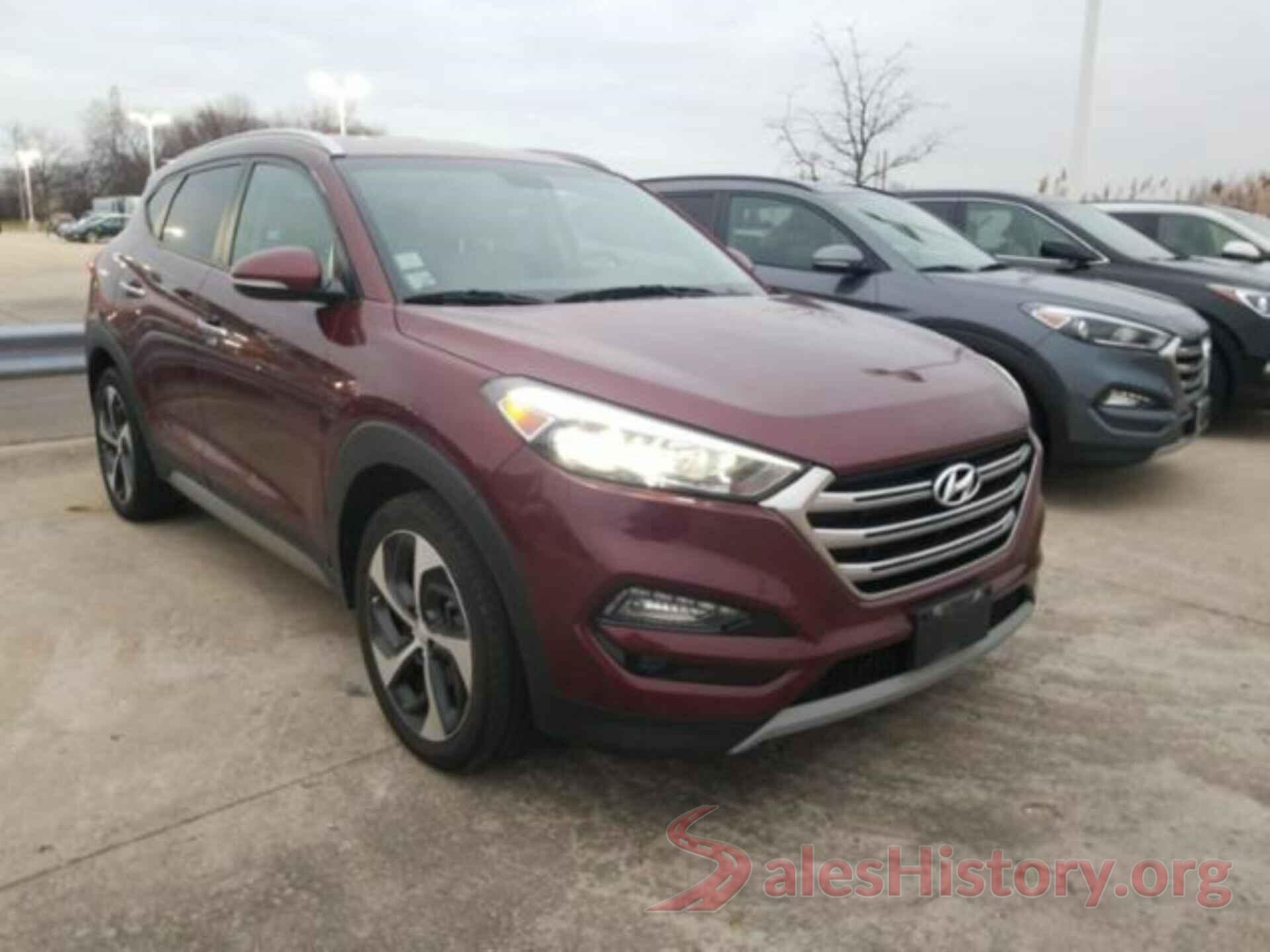 KM8J33A25HU357302 2017 HYUNDAI TUCSON