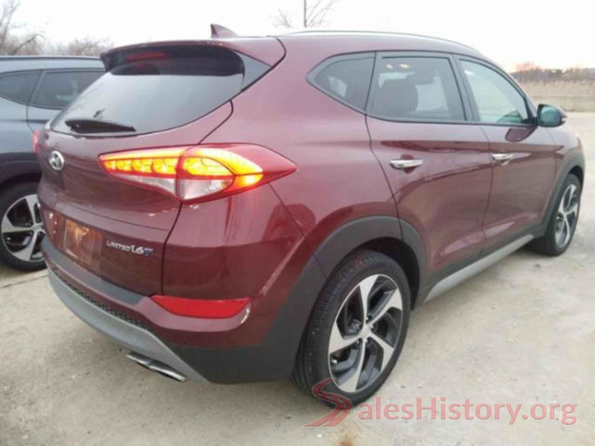 KM8J33A25HU357302 2017 HYUNDAI TUCSON