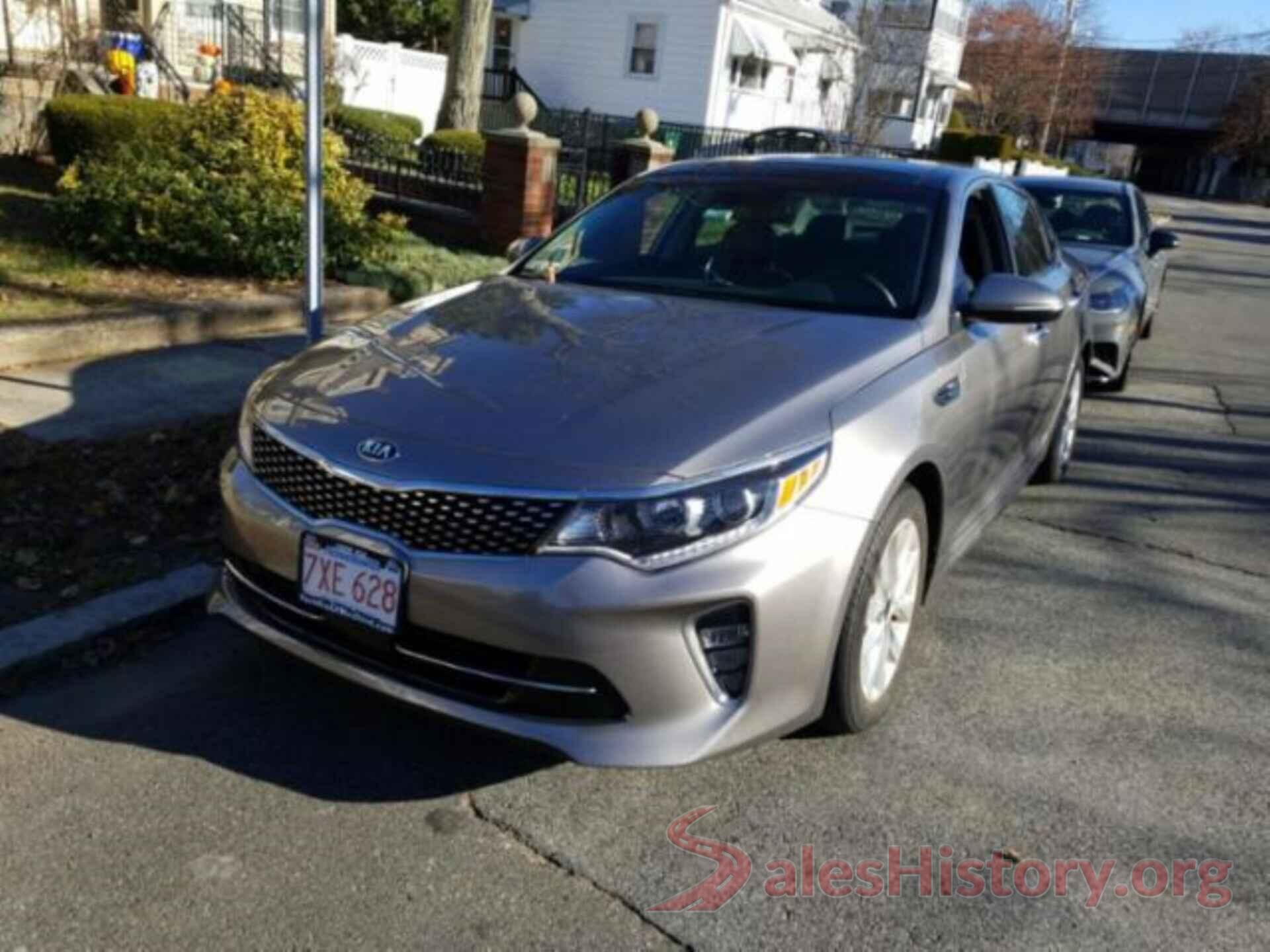 5XXGU4L34JG210200 2018 KIA OPTIMA