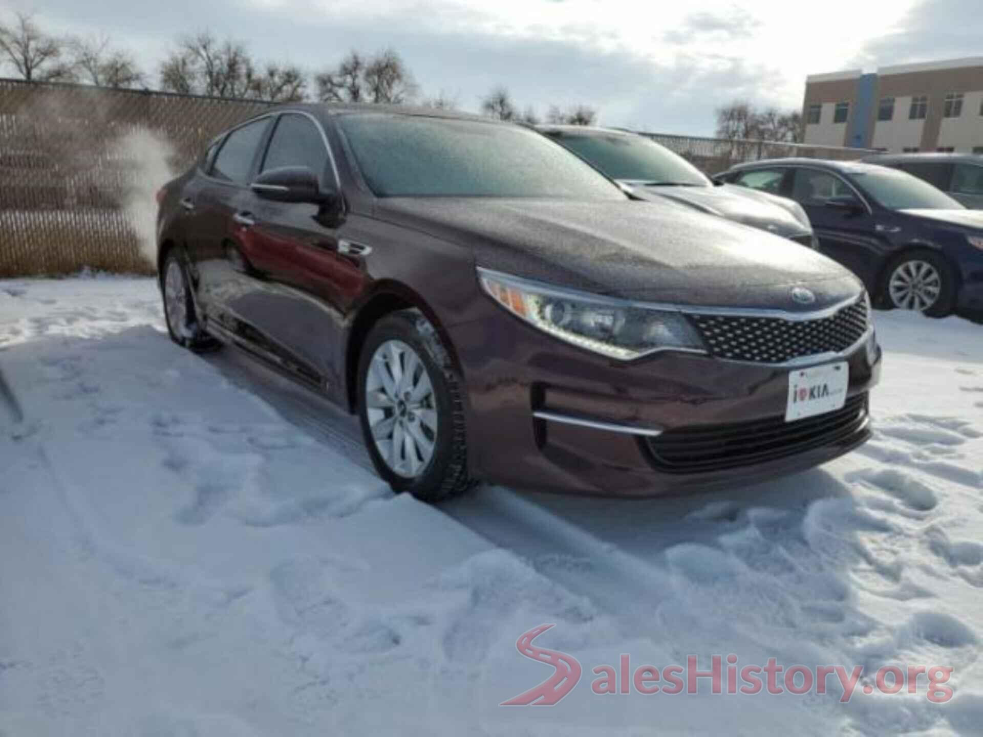 5XXGU4L39JG207003 2018 KIA OPTIMA