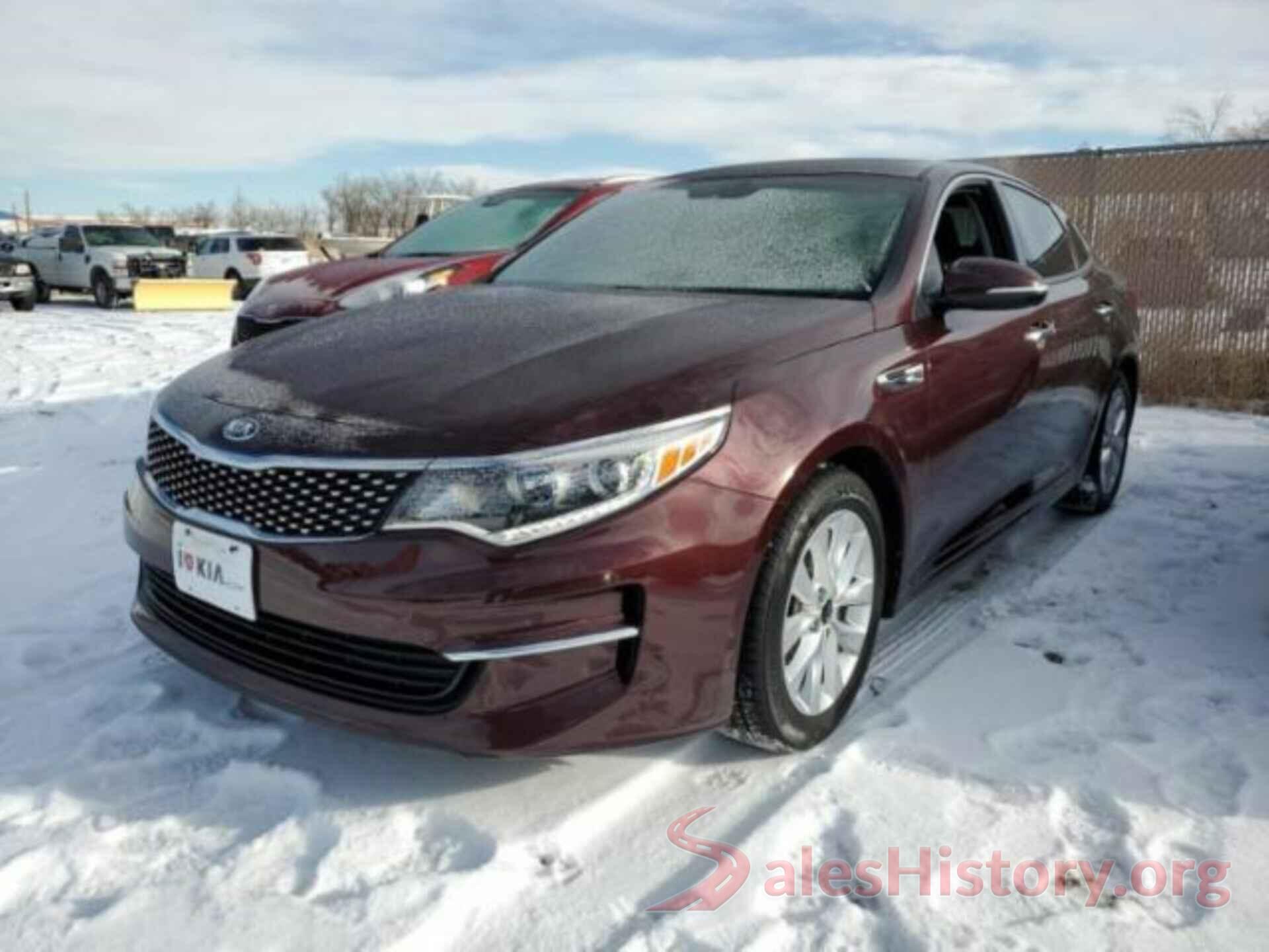 5XXGU4L39JG207003 2018 KIA OPTIMA