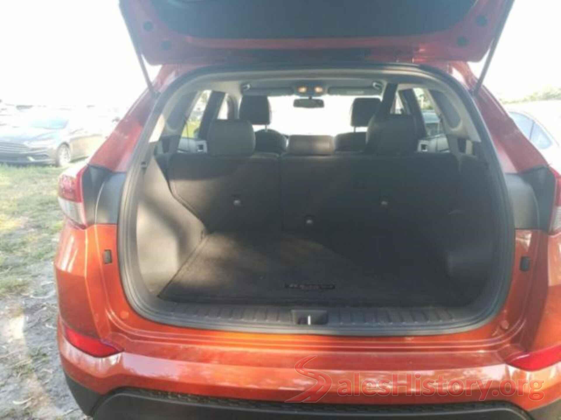 KM8J33A44JU601481 2018 HYUNDAI TUCSON