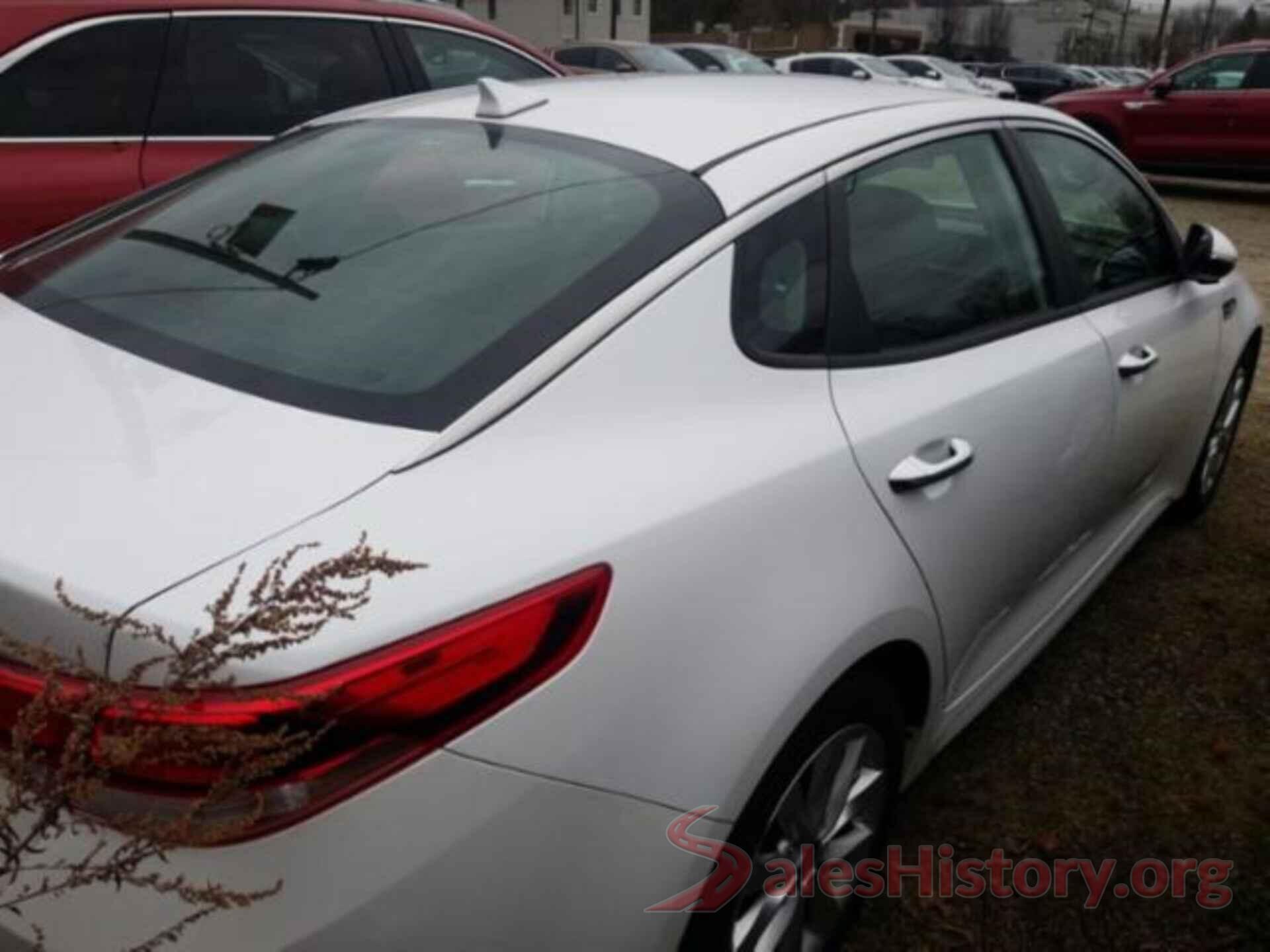 5XXGT4L37JG261225 2018 KIA OPTIMA