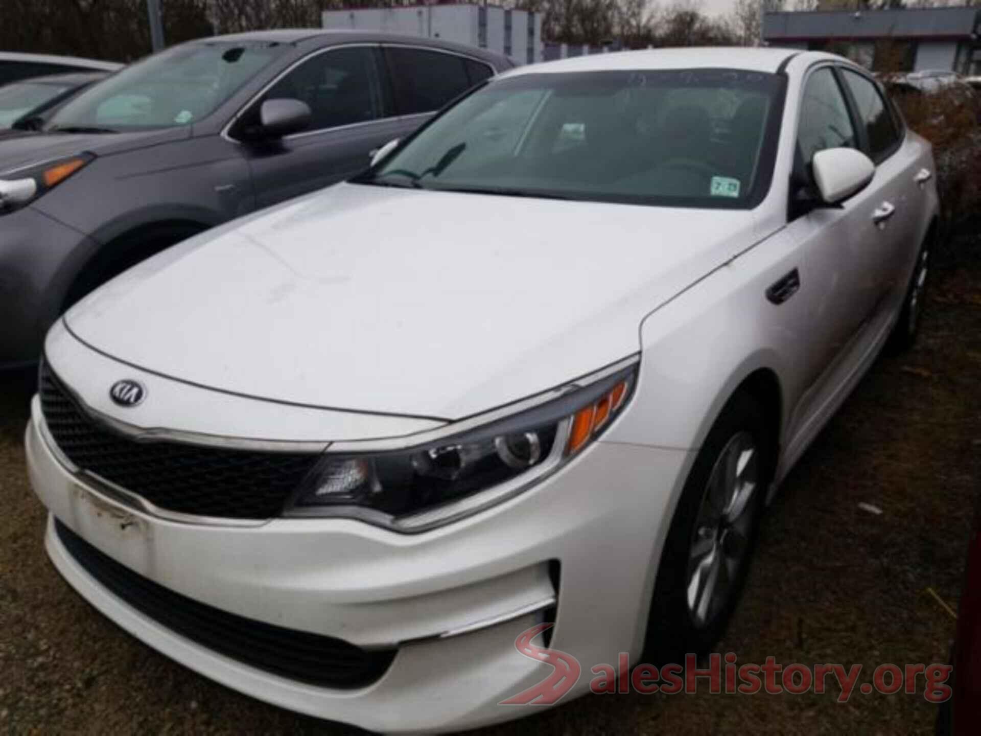 5XXGT4L37JG261225 2018 KIA OPTIMA