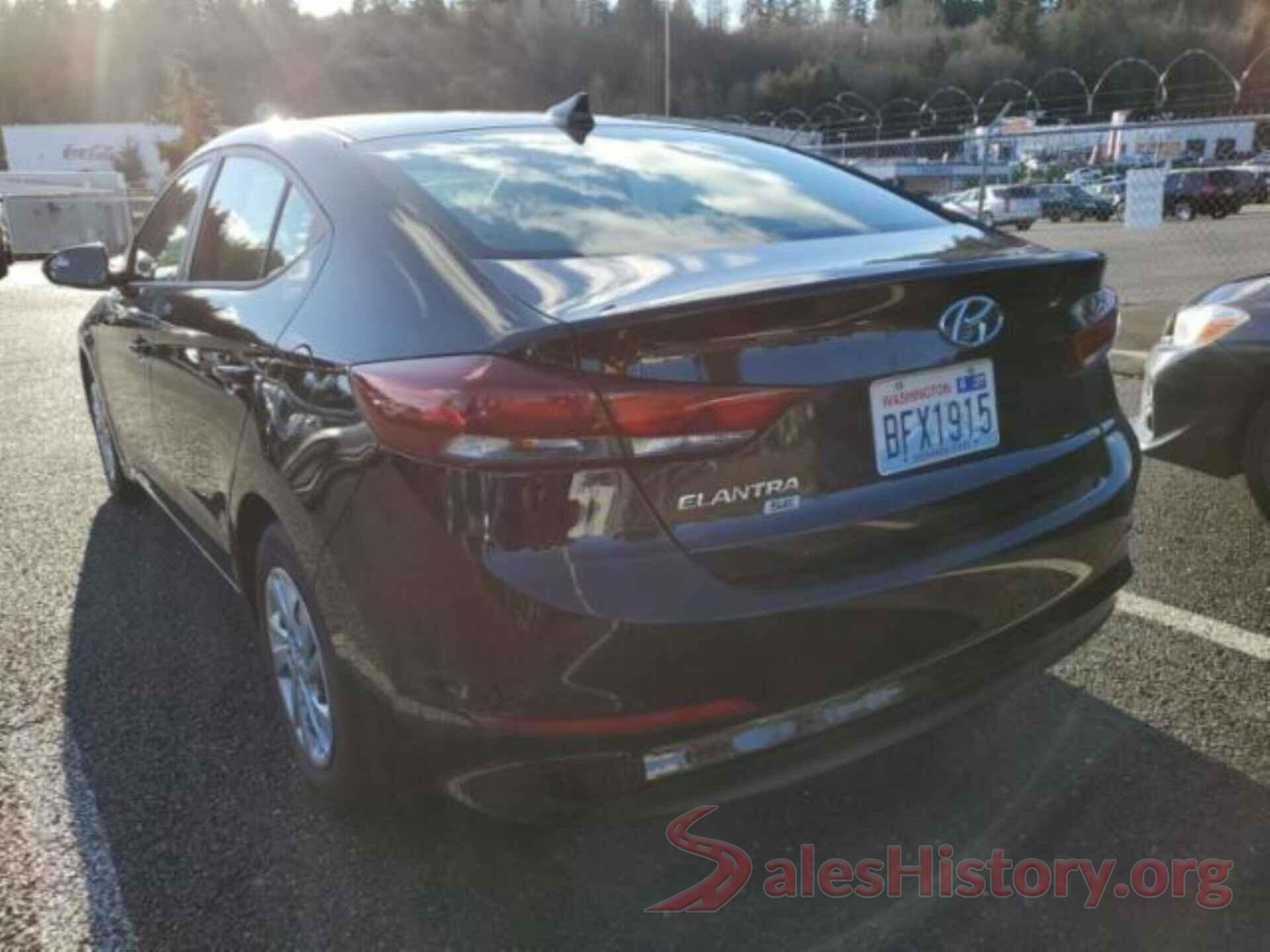 KMHD74LFXHU371039 2017 HYUNDAI ELANTRA