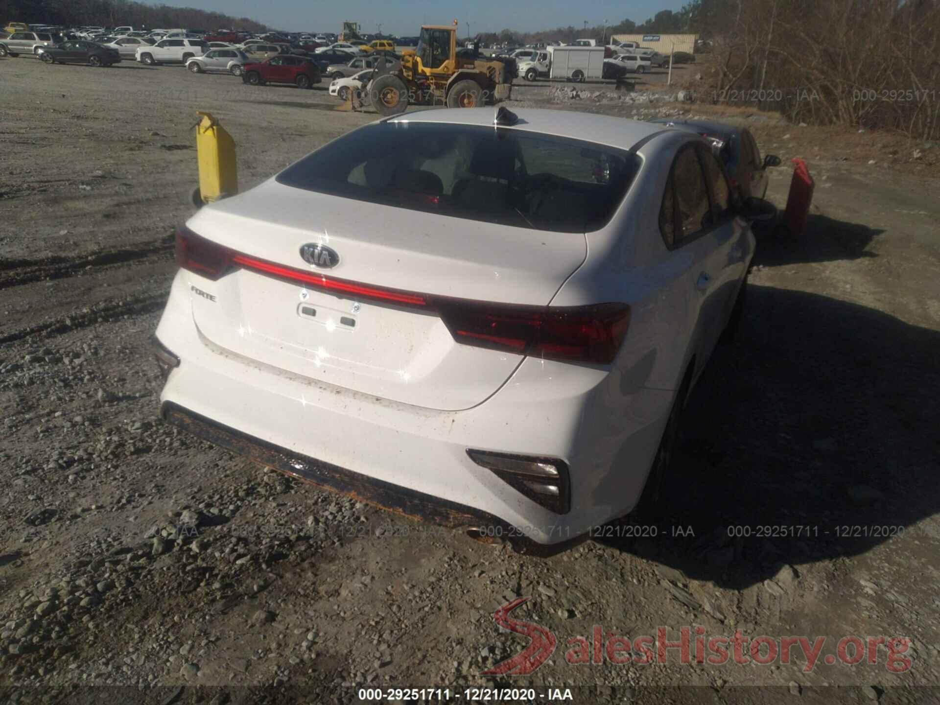 3KPF24AD2ME293930 2021 KIA FORTE