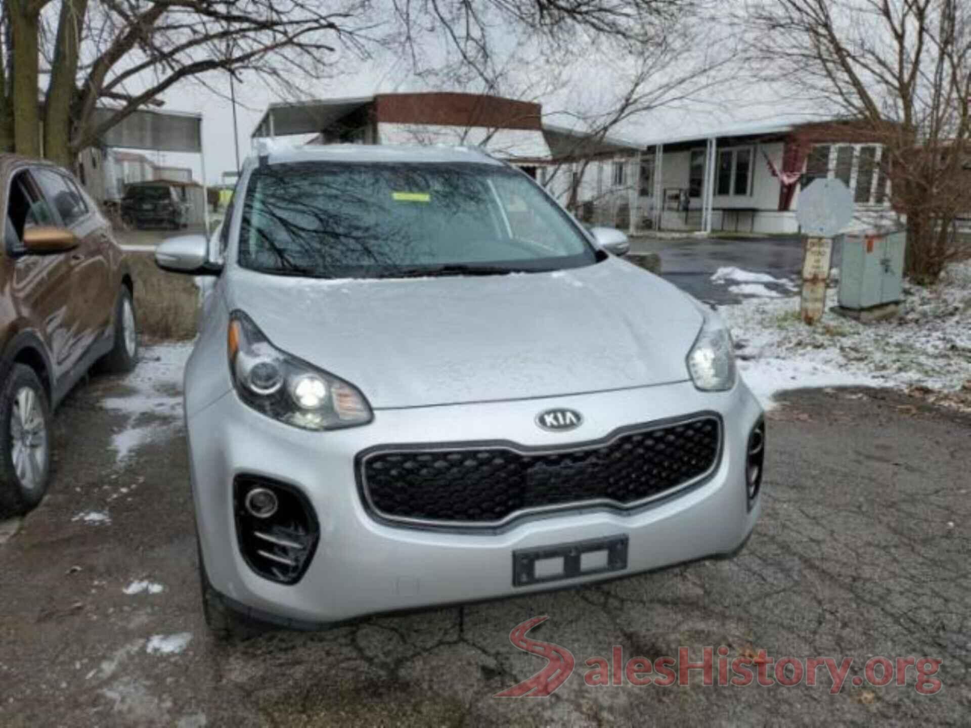 KNDPMCAC0J7322529 2018 KIA SPORTAGE