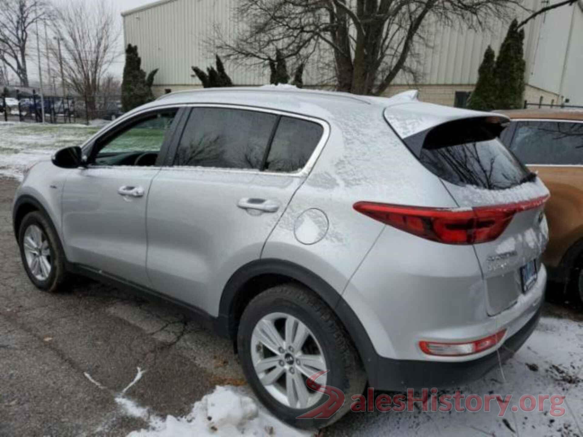 KNDPMCAC0J7322529 2018 KIA SPORTAGE