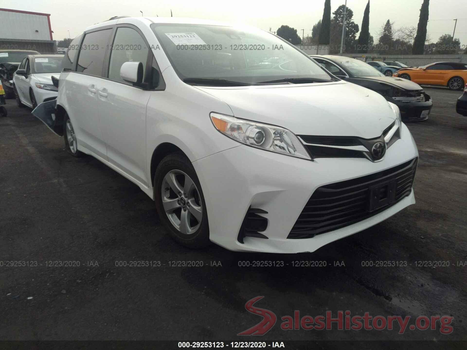 5TDKZ3DC3KS007853 2019 TOYOTA SIENNA