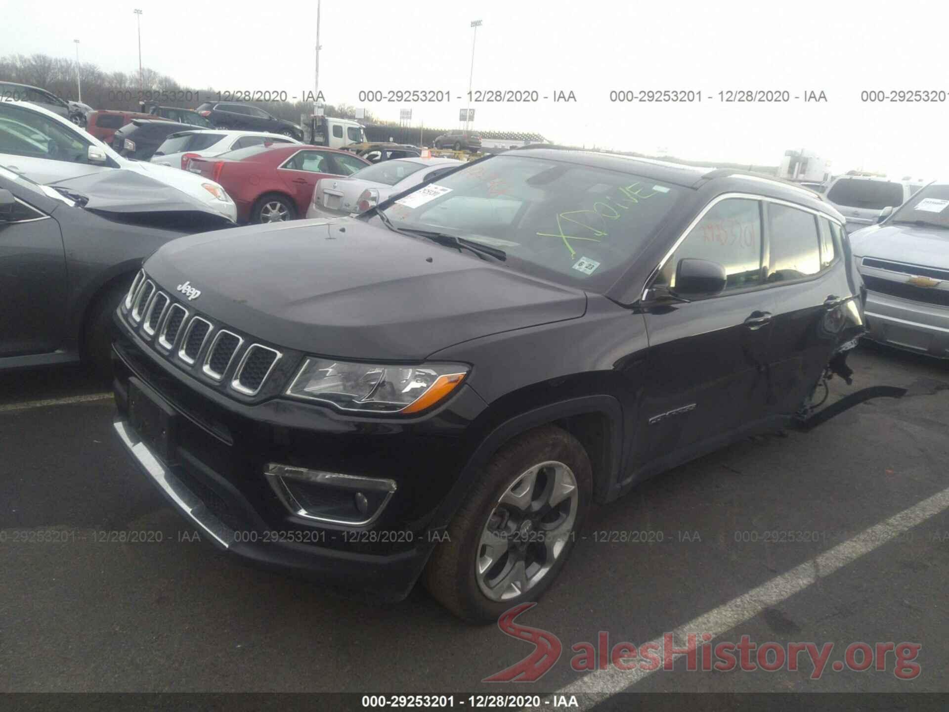 3C4NJDCB1JT307818 2018 JEEP COMPASS