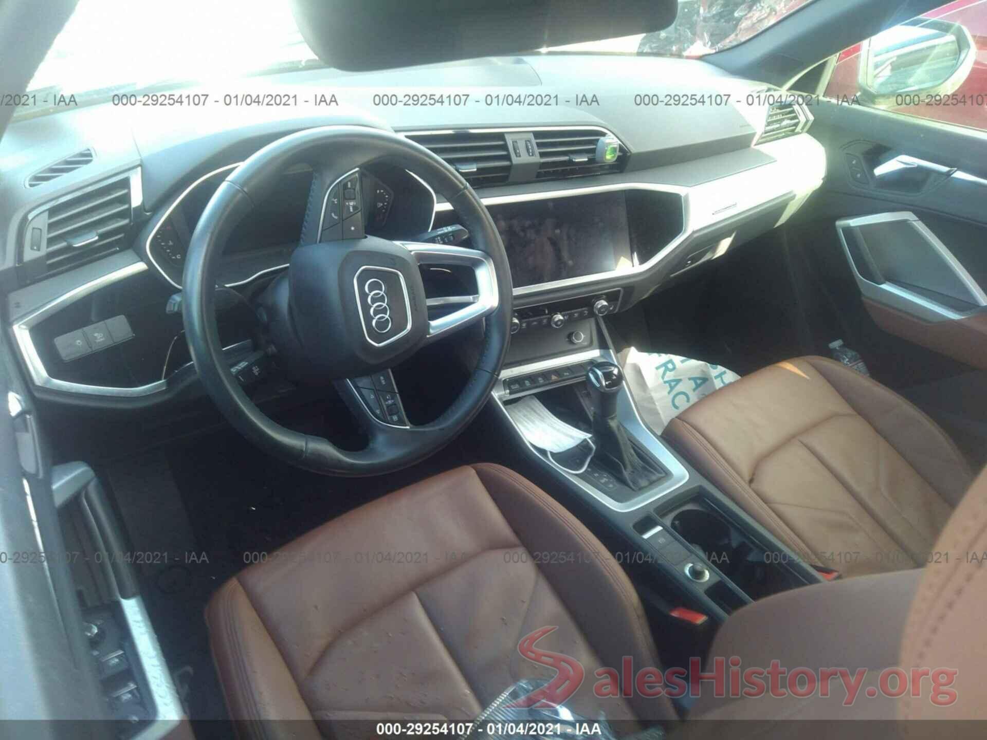 WA1EECF37L1043057 2020 AUDI Q3