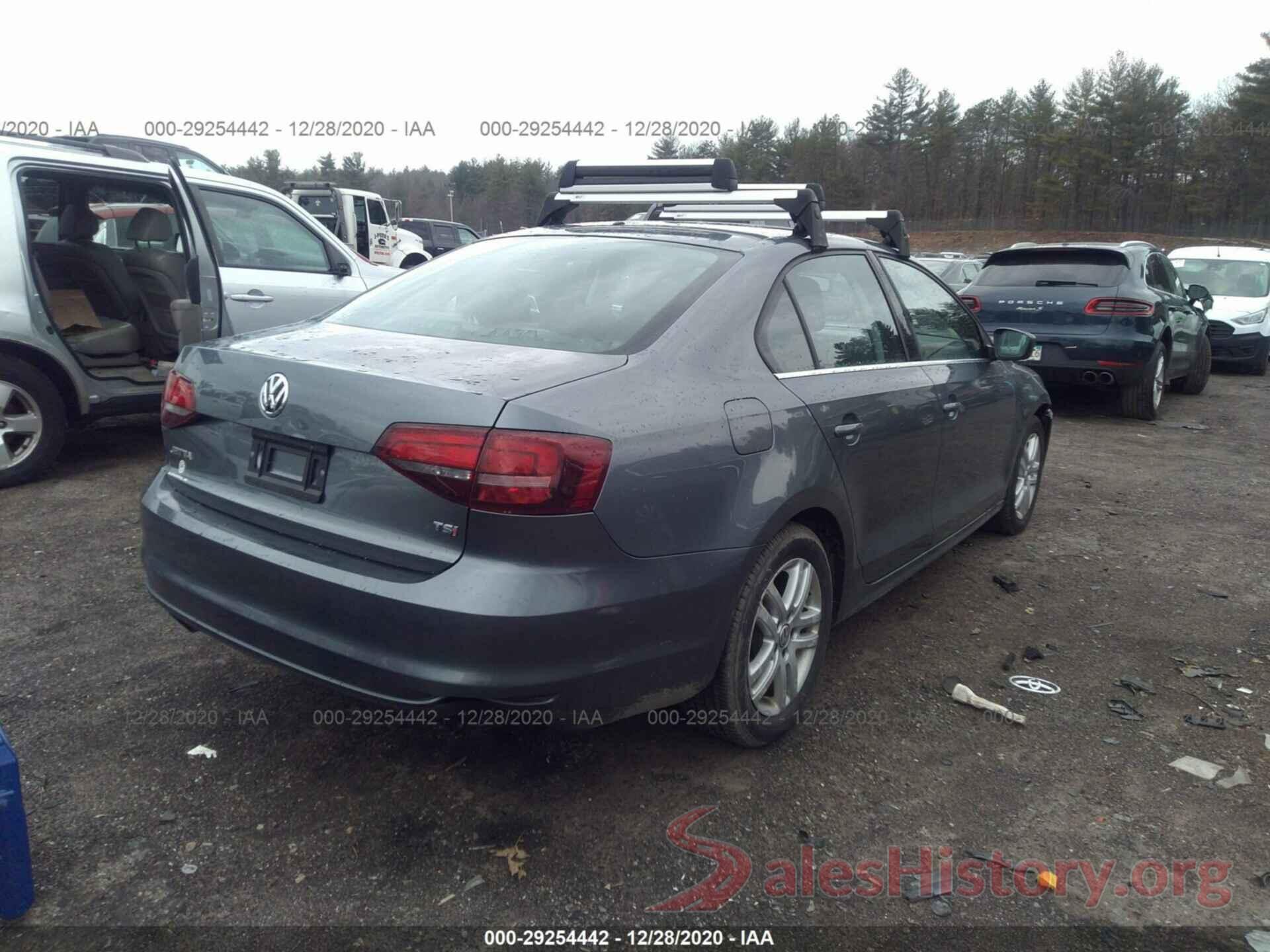 3VW2B7AJ2HM229062 2017 VOLKSWAGEN JETTA