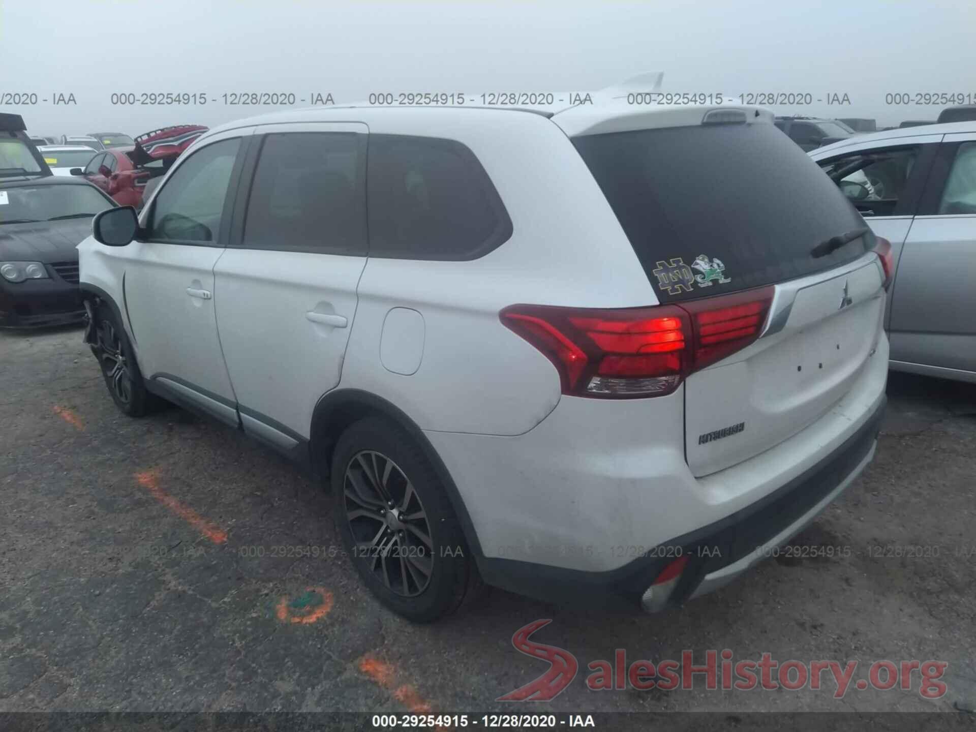 JA4AD3A30JZ000901 2018 MITSUBISHI OUTLANDER