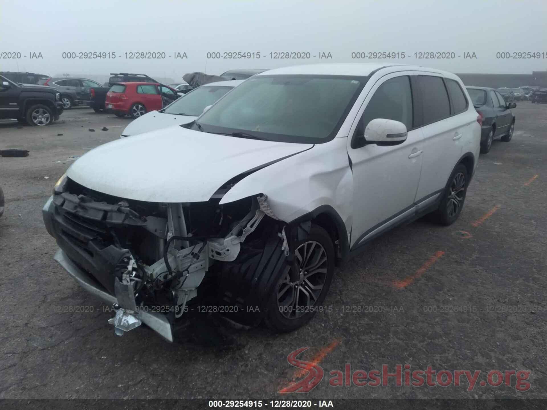 JA4AD3A30JZ000901 2018 MITSUBISHI OUTLANDER