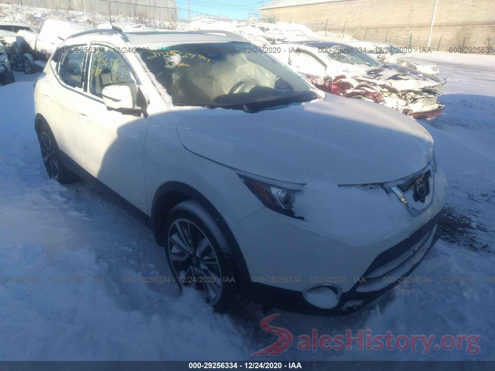 JN1BJ1CR7JW207752 2018 NISSAN ROGUE SPORT