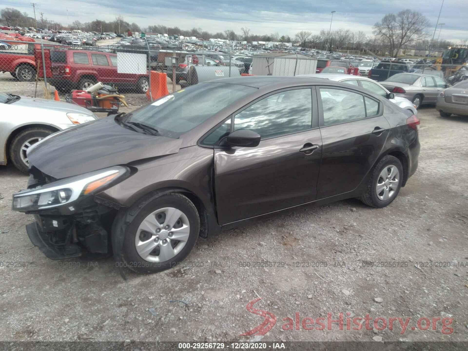 3KPFK4A76HE143075 2017 KIA FORTE