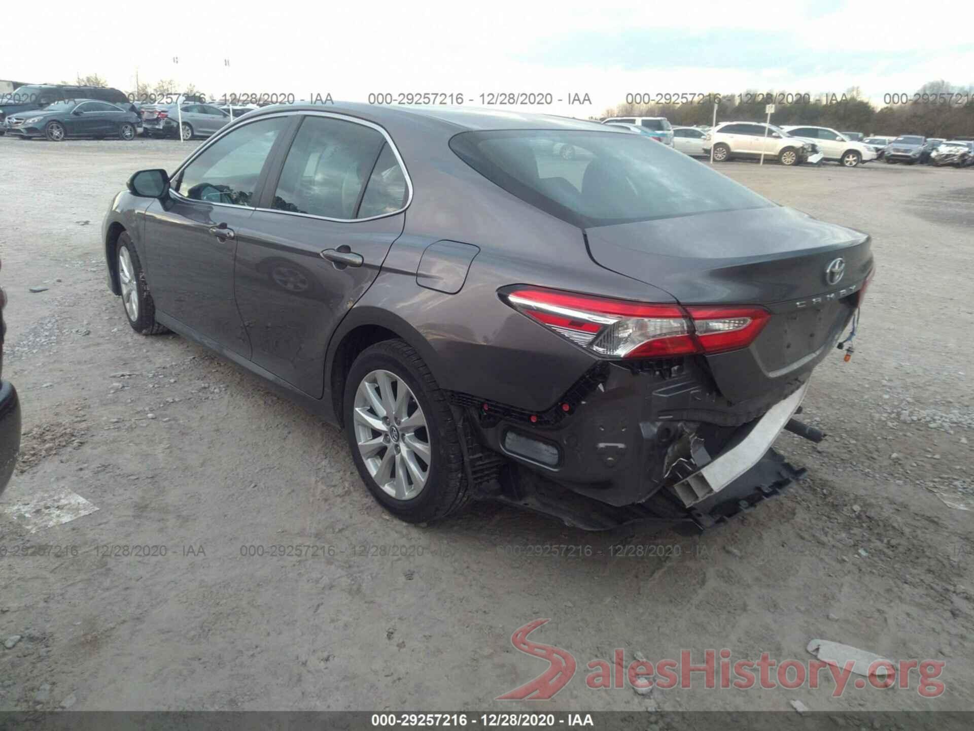 4T1B11HK4JU002194 2018 TOYOTA CAMRY