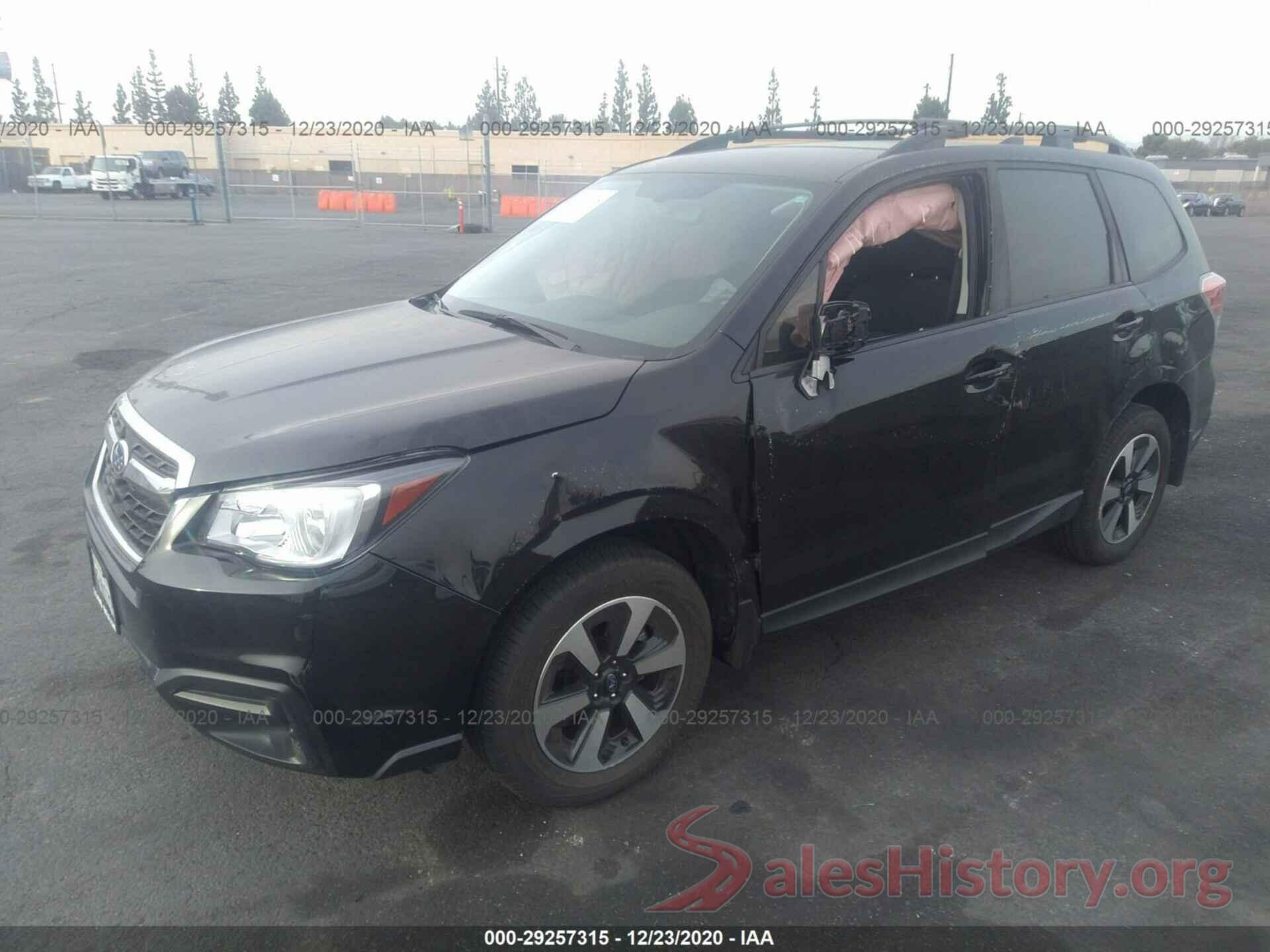 JF2SJABC1JH590720 2018 SUBARU FORESTER