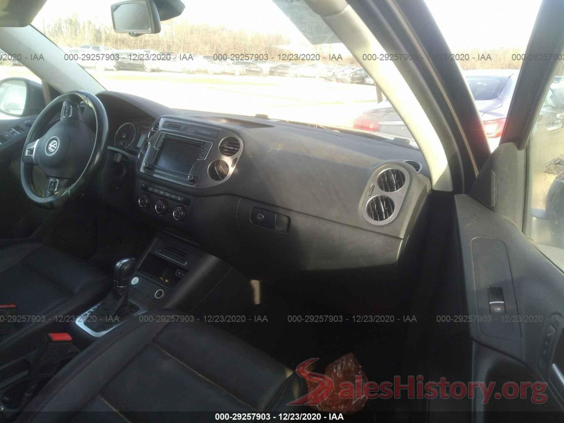 WVGBV7AX7GW526255 2016 VOLKSWAGEN TIGUAN