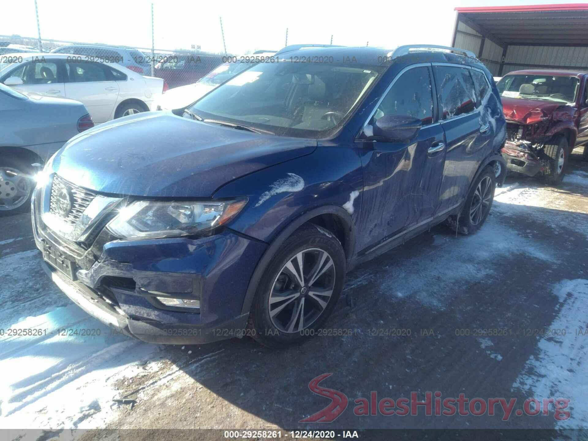 JN8AT2MV4JW307963 2018 NISSAN ROGUE