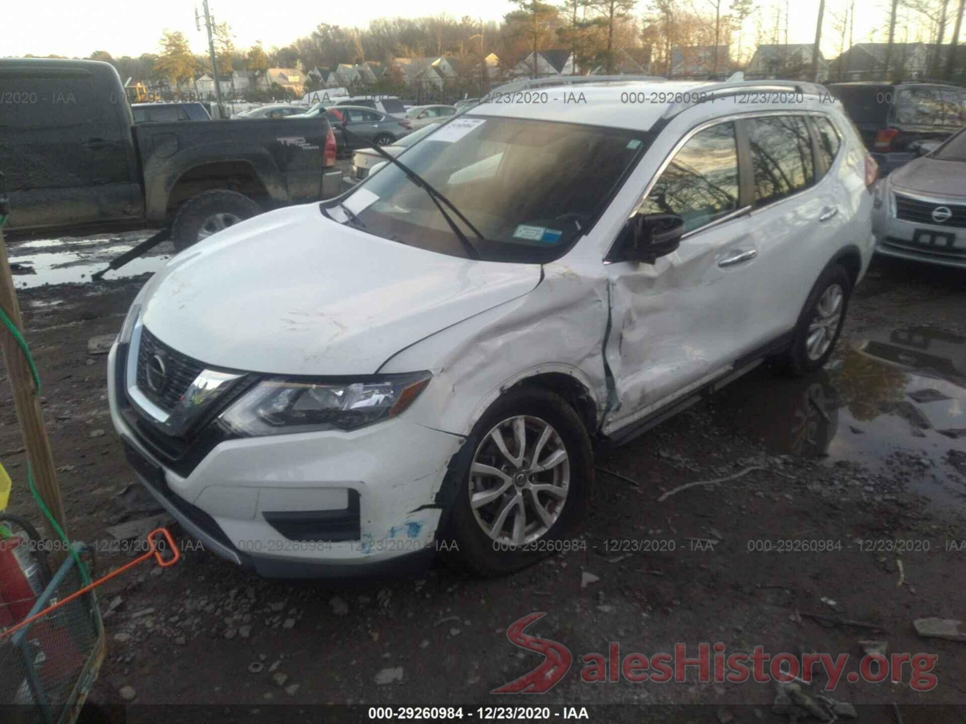 5N1AT2MV2JC802056 2018 NISSAN ROGUE