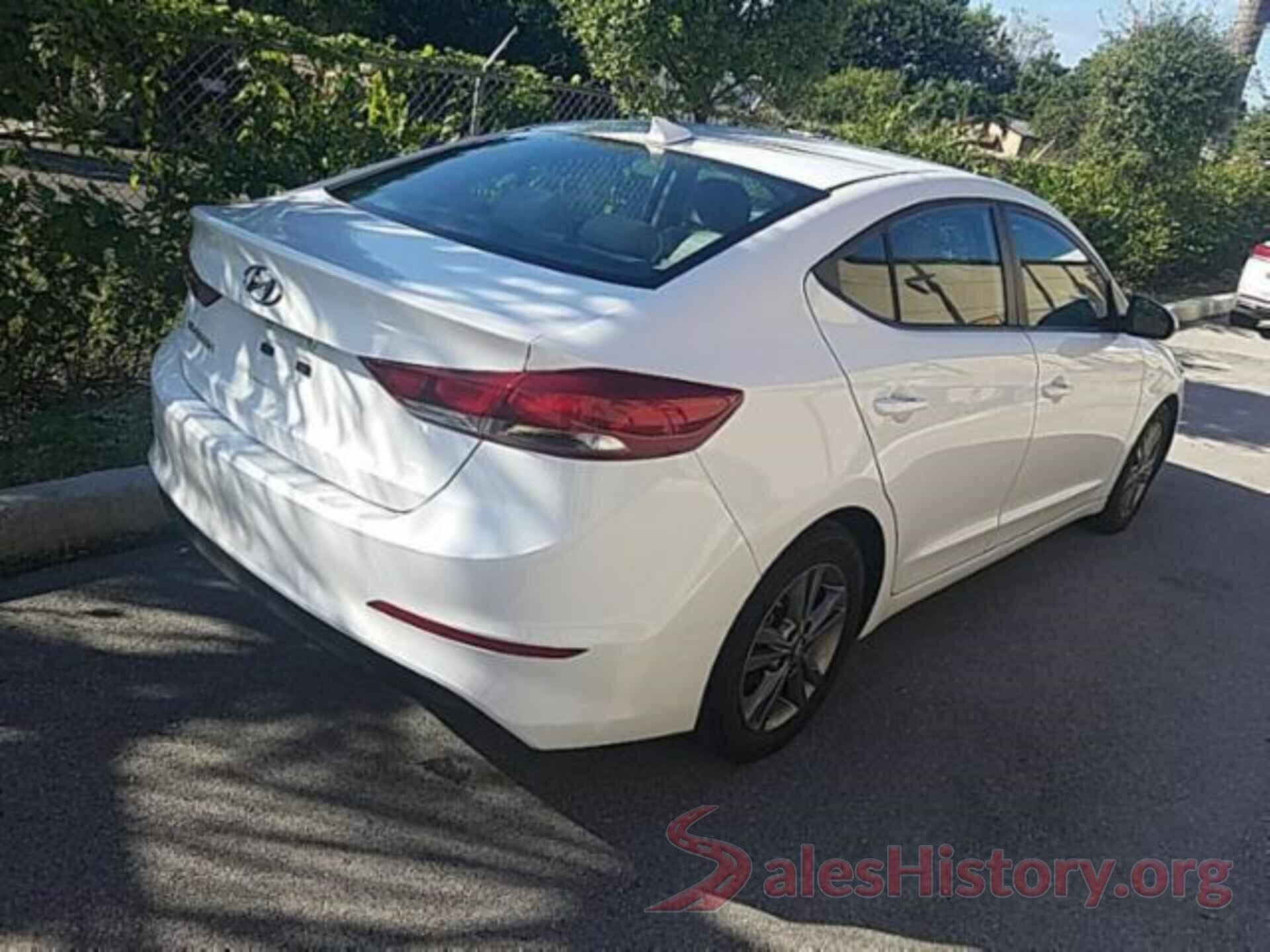 5NPD84LF4JH251271 2018 HYUNDAI ELANTRA