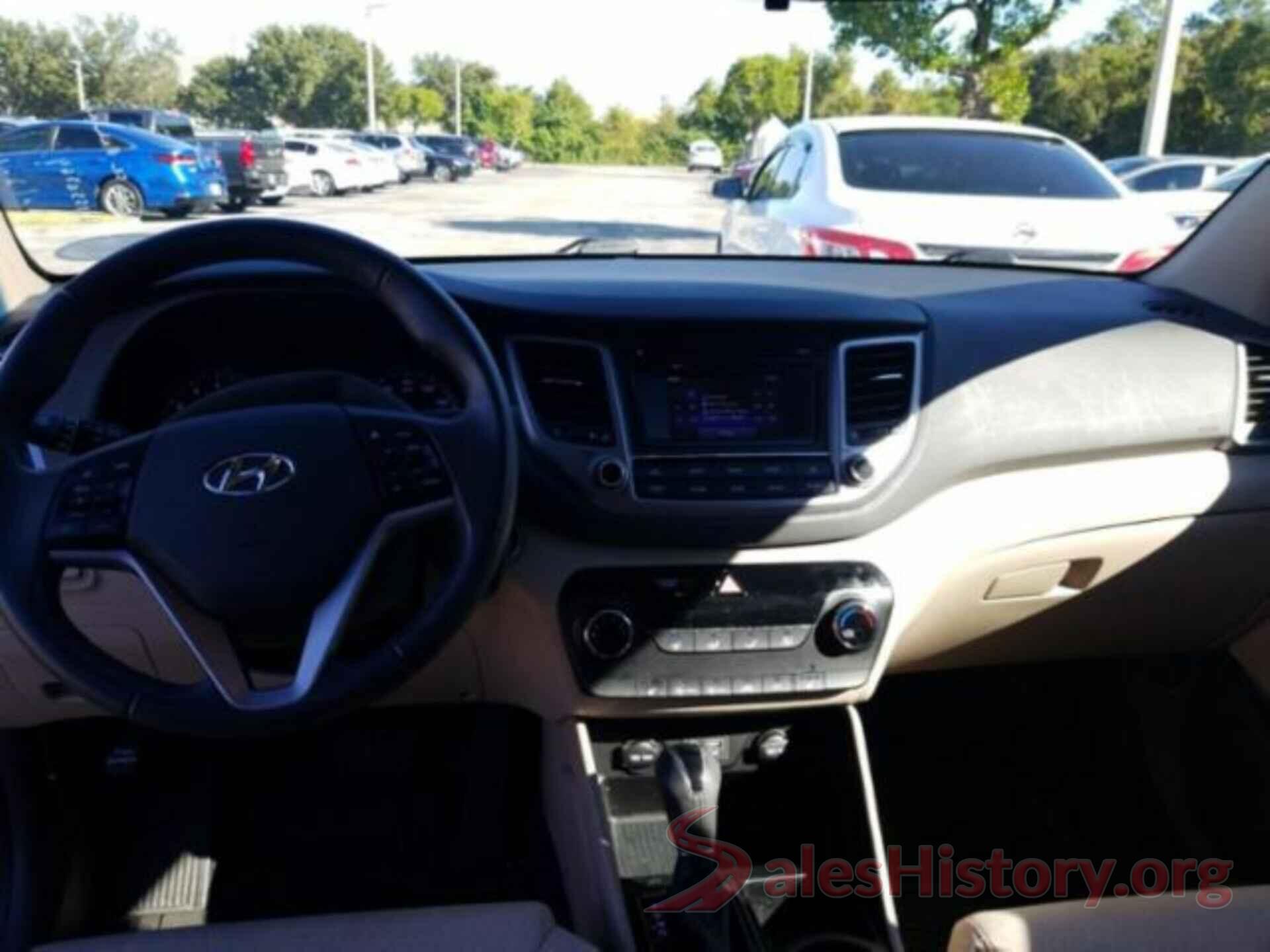 KM8J33A26HU550364 2017 HYUNDAI TUCSON