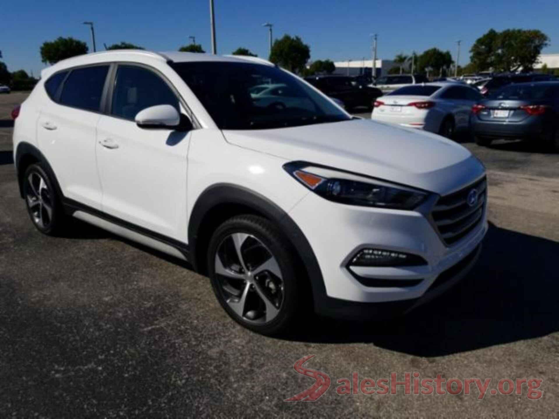 KM8J33A26HU550364 2017 HYUNDAI TUCSON