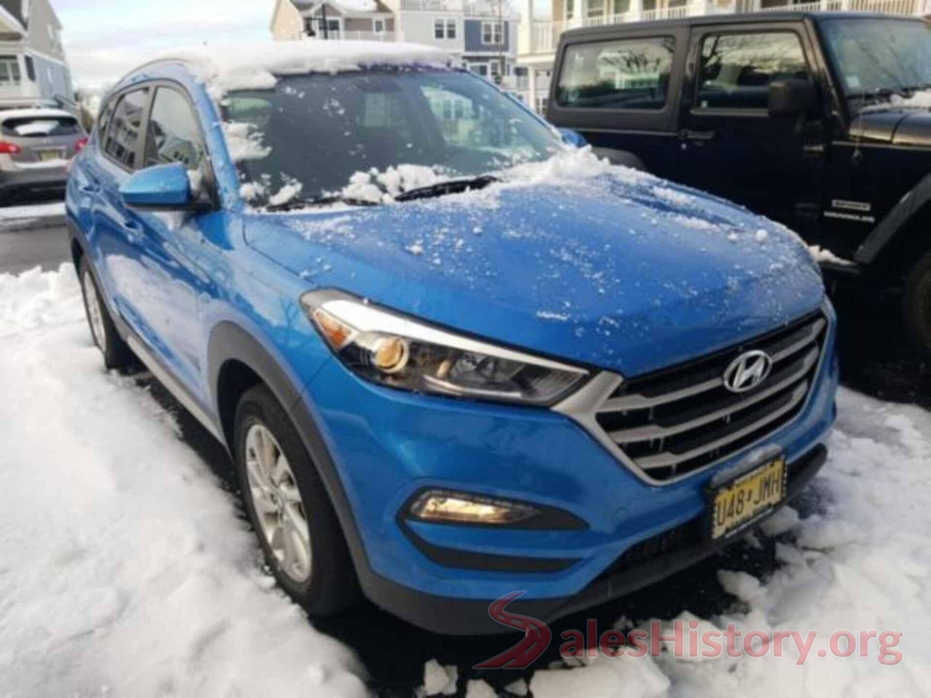 KM8J3CA45HU411876 2017 HYUNDAI TUCSON