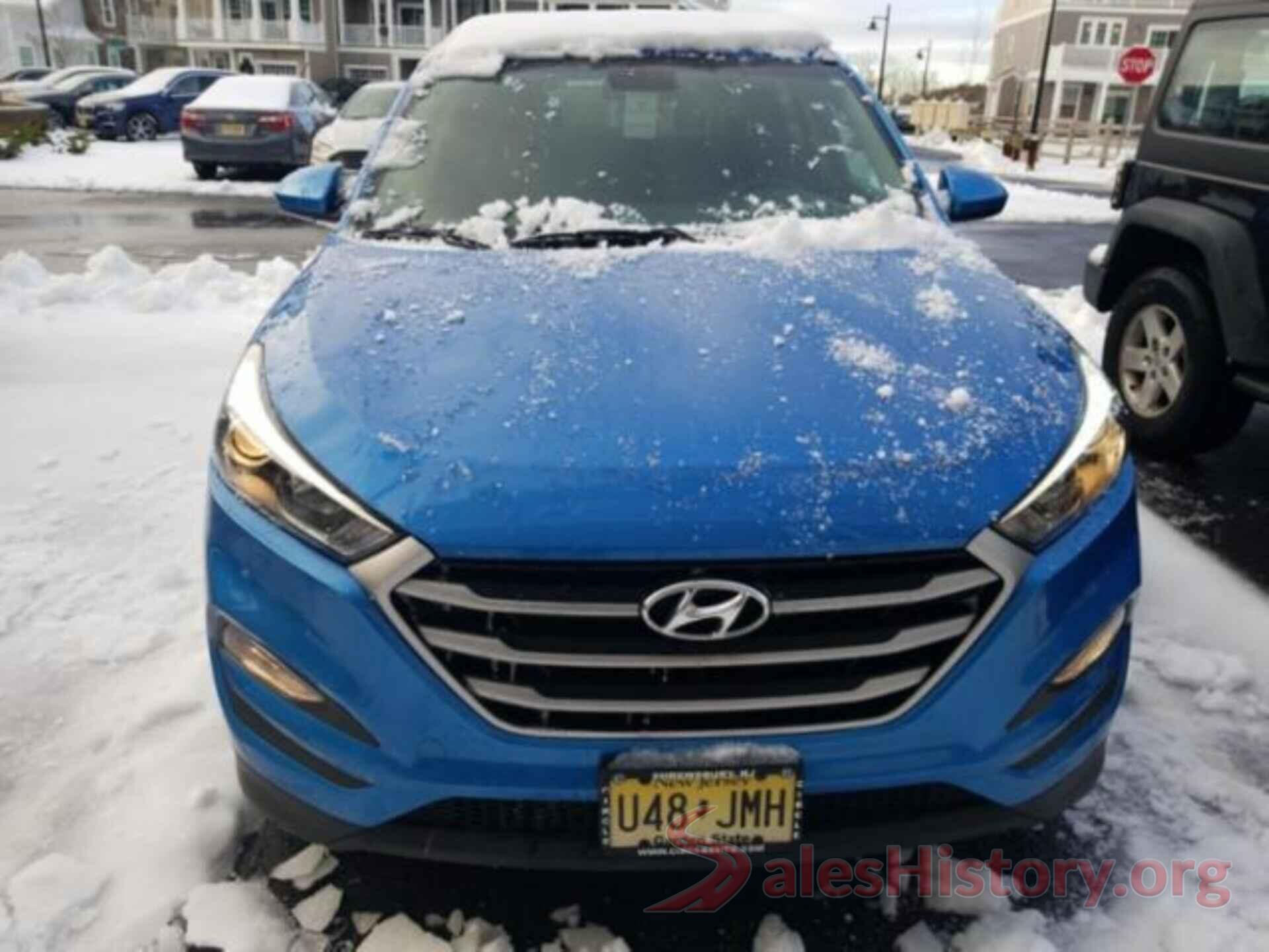 KM8J3CA45HU411876 2017 HYUNDAI TUCSON