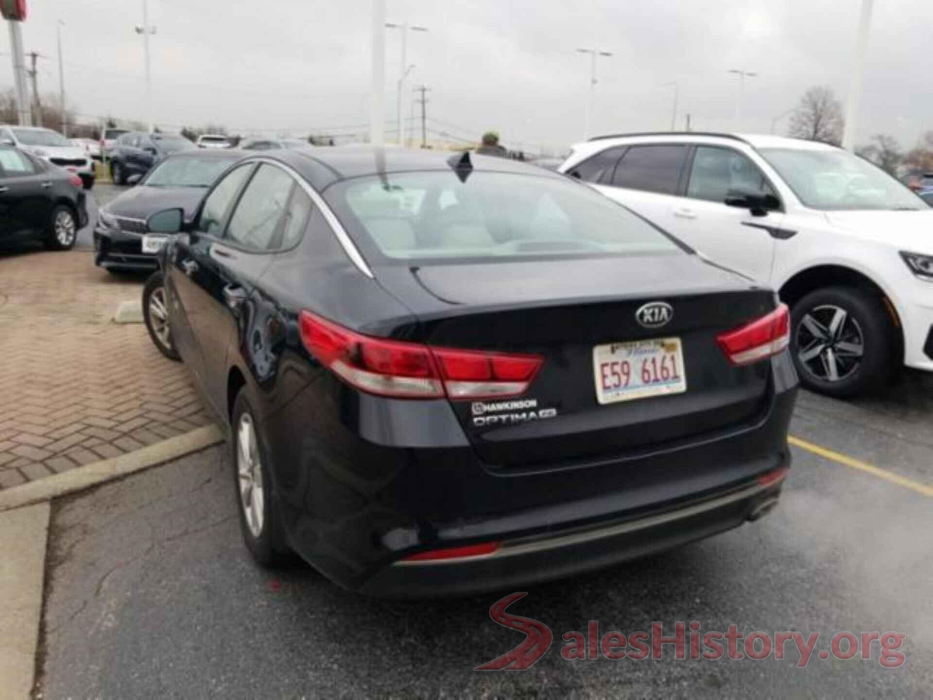 5XXGT4L31HG155573 2017 KIA OPTIMA