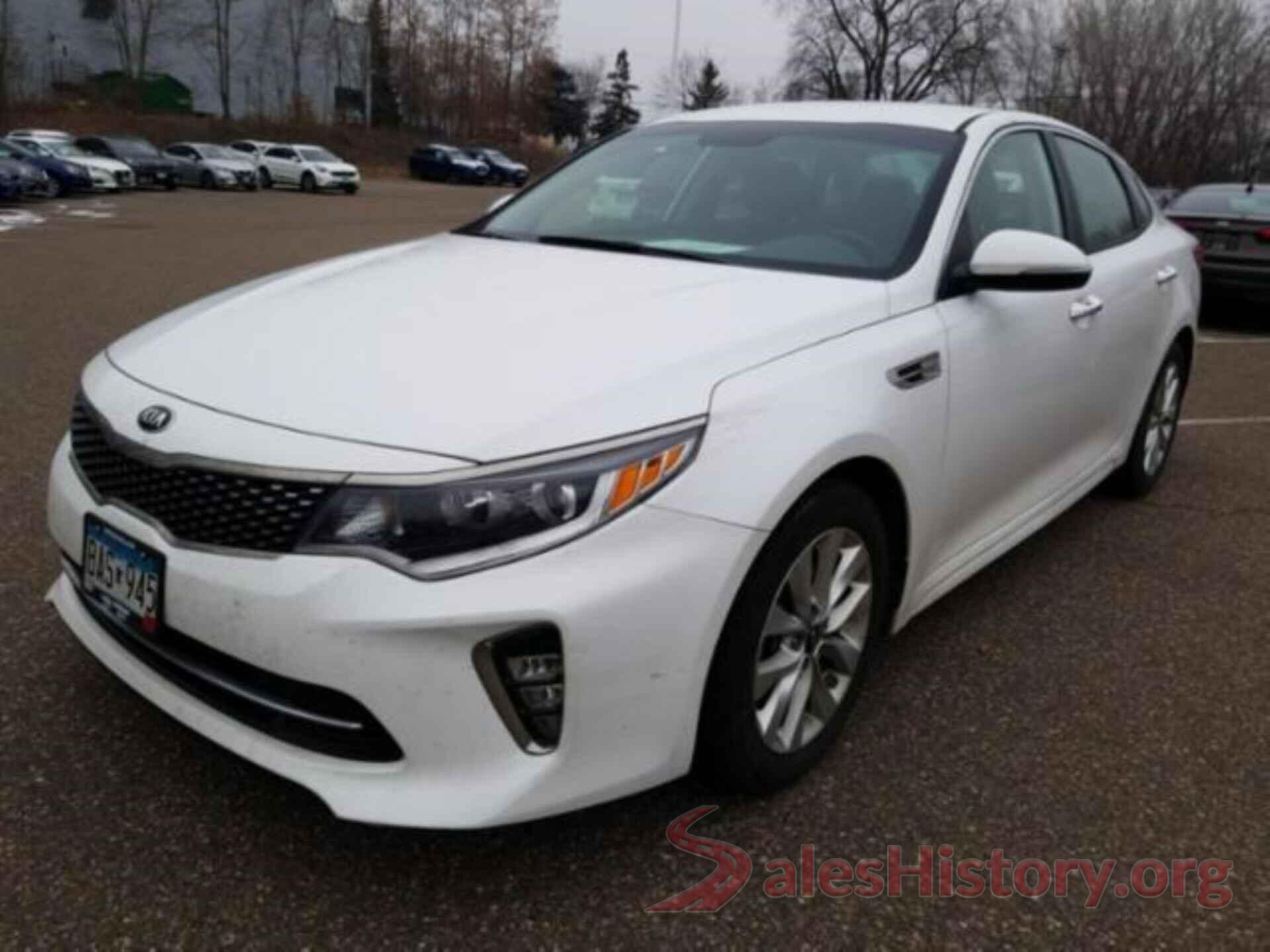 5XXGT4L32JG236510 2018 KIA OPTIMA