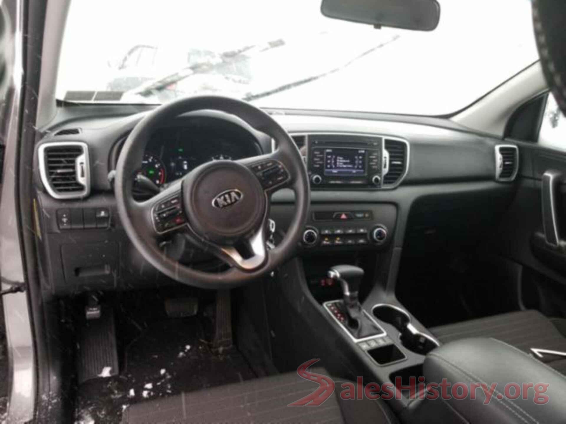 KNDPMCACXJ7427076 2018 KIA SPORTAGE