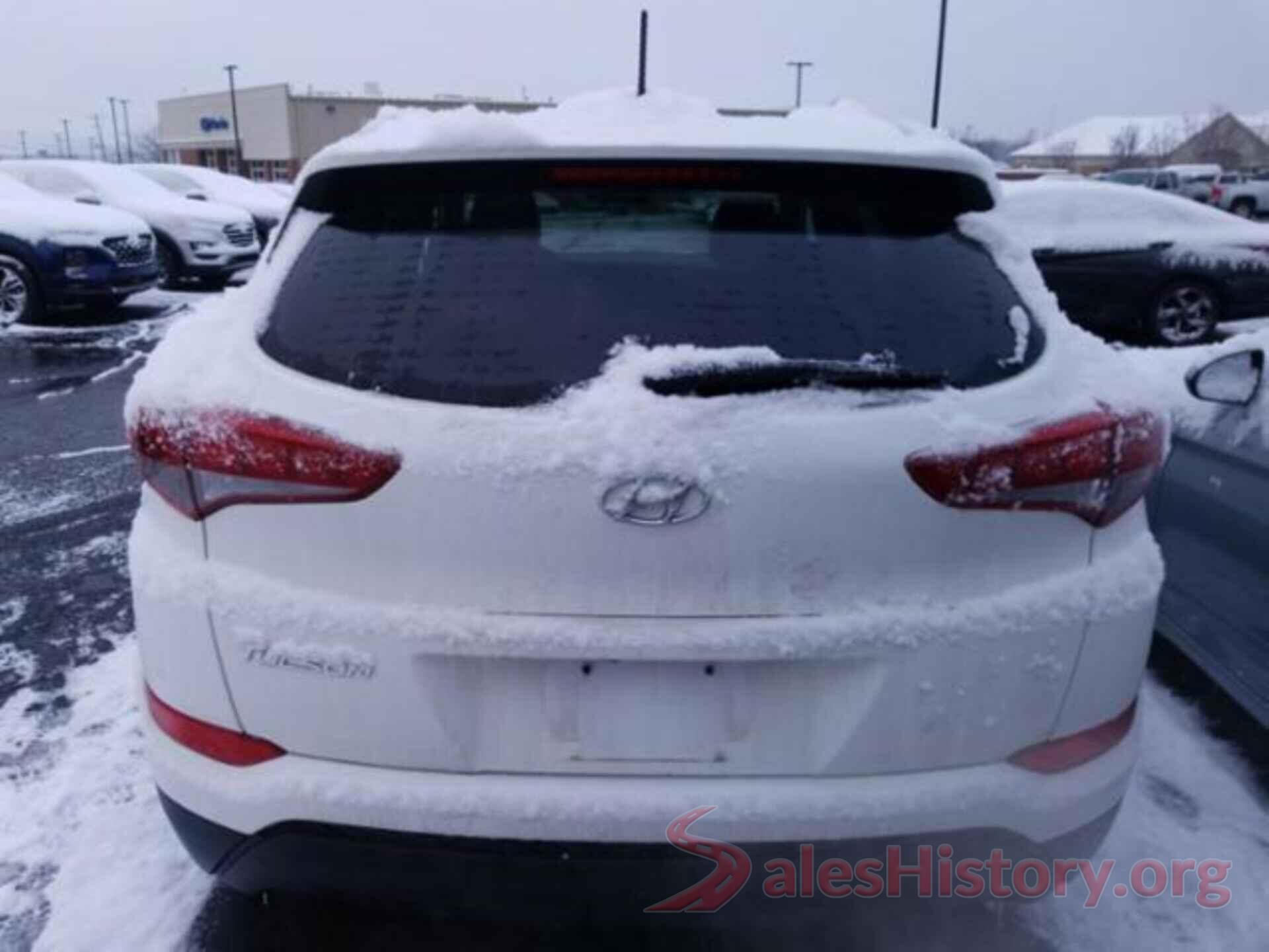 KM8J33A44HU584613 2017 HYUNDAI TUCSON