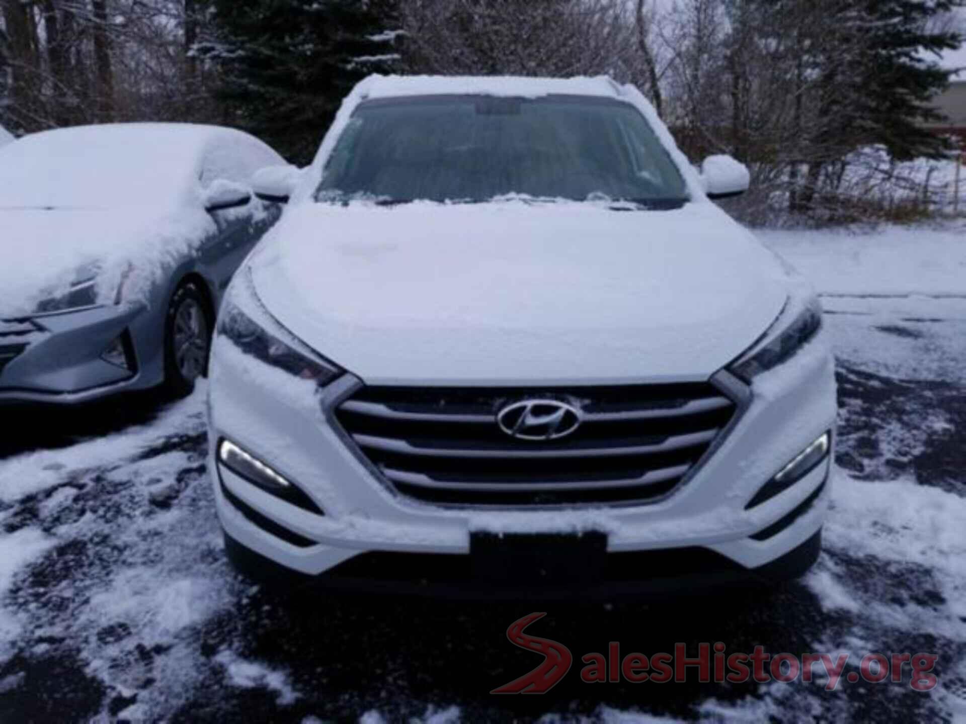 KM8J33A44HU584613 2017 HYUNDAI TUCSON