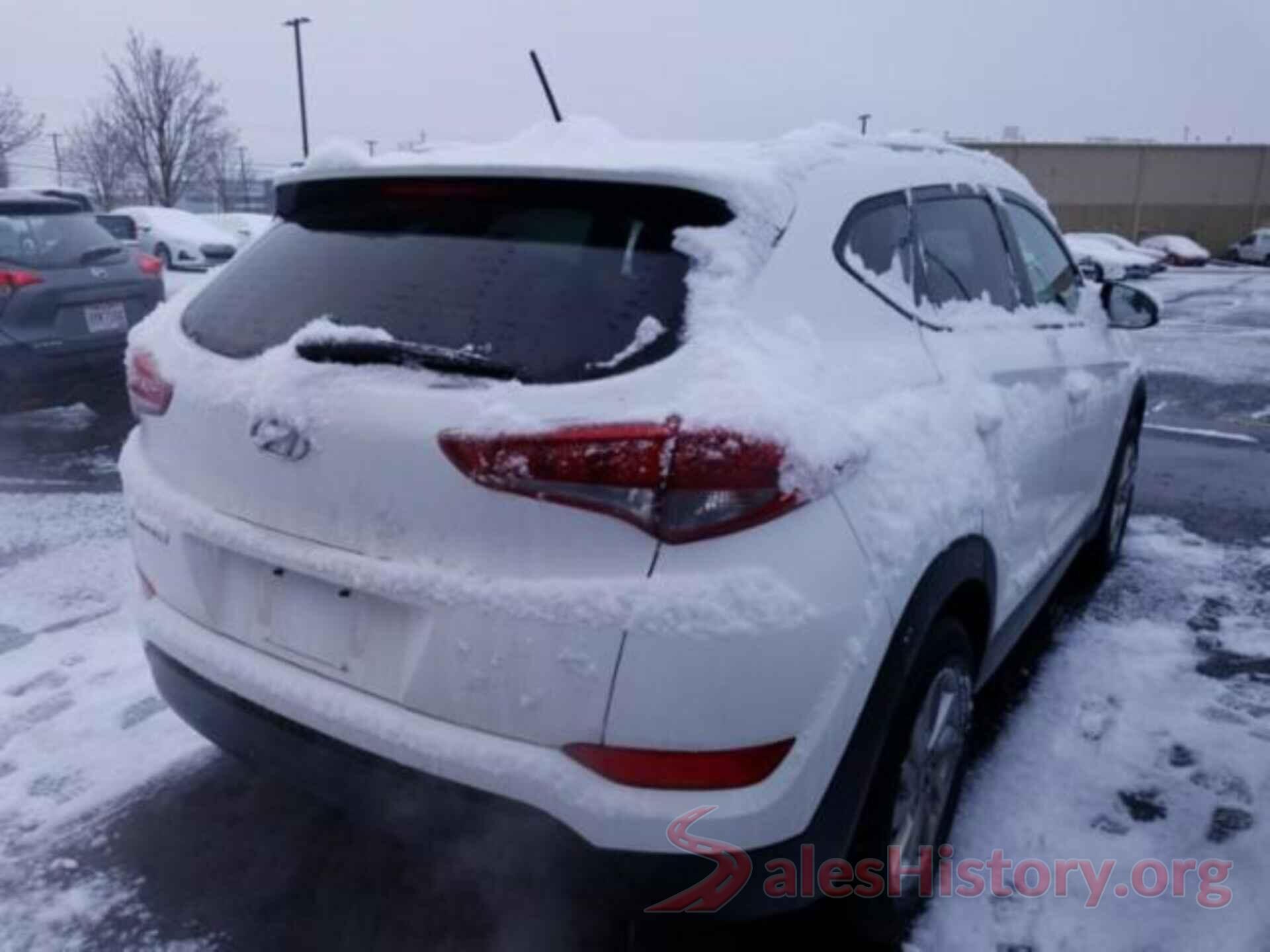 KM8J33A44HU584613 2017 HYUNDAI TUCSON